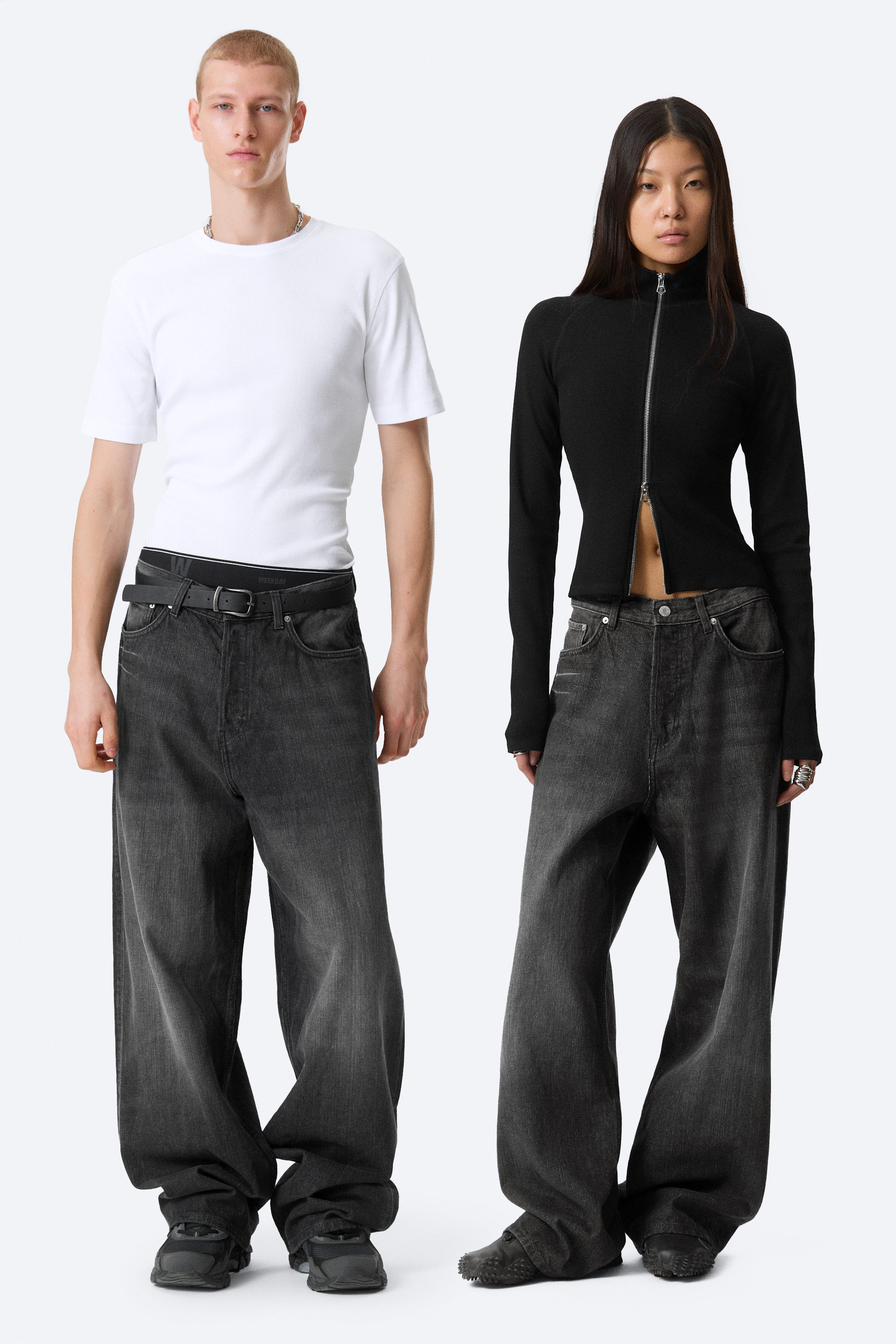 Chelsea Black - Black - Astro Mid Rise Loose Baggy Leg Unisex Jeans - 1