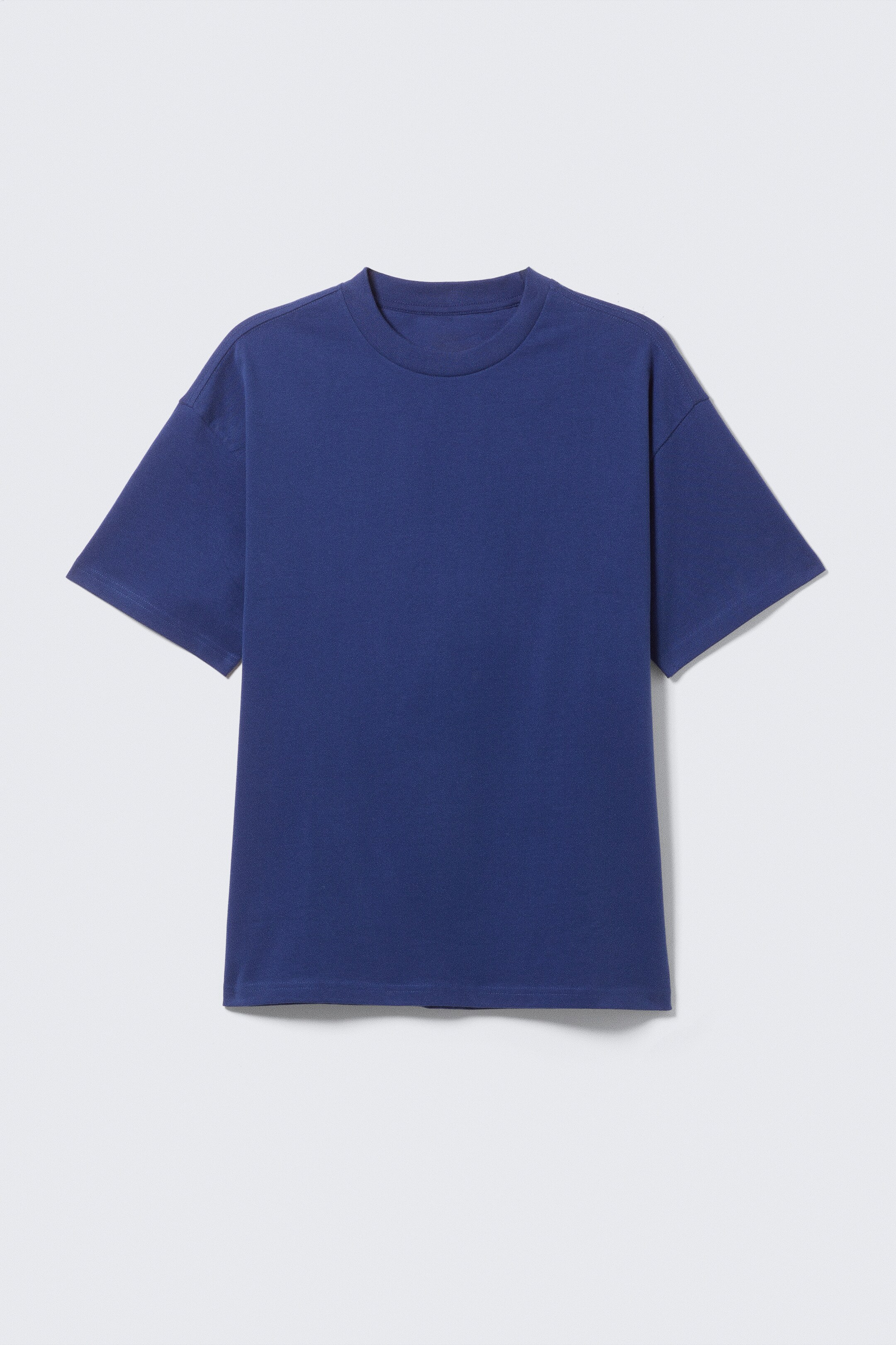 Visa större bild: Boxig t-shirt - Mörkblå - HERR | H&M SE 4