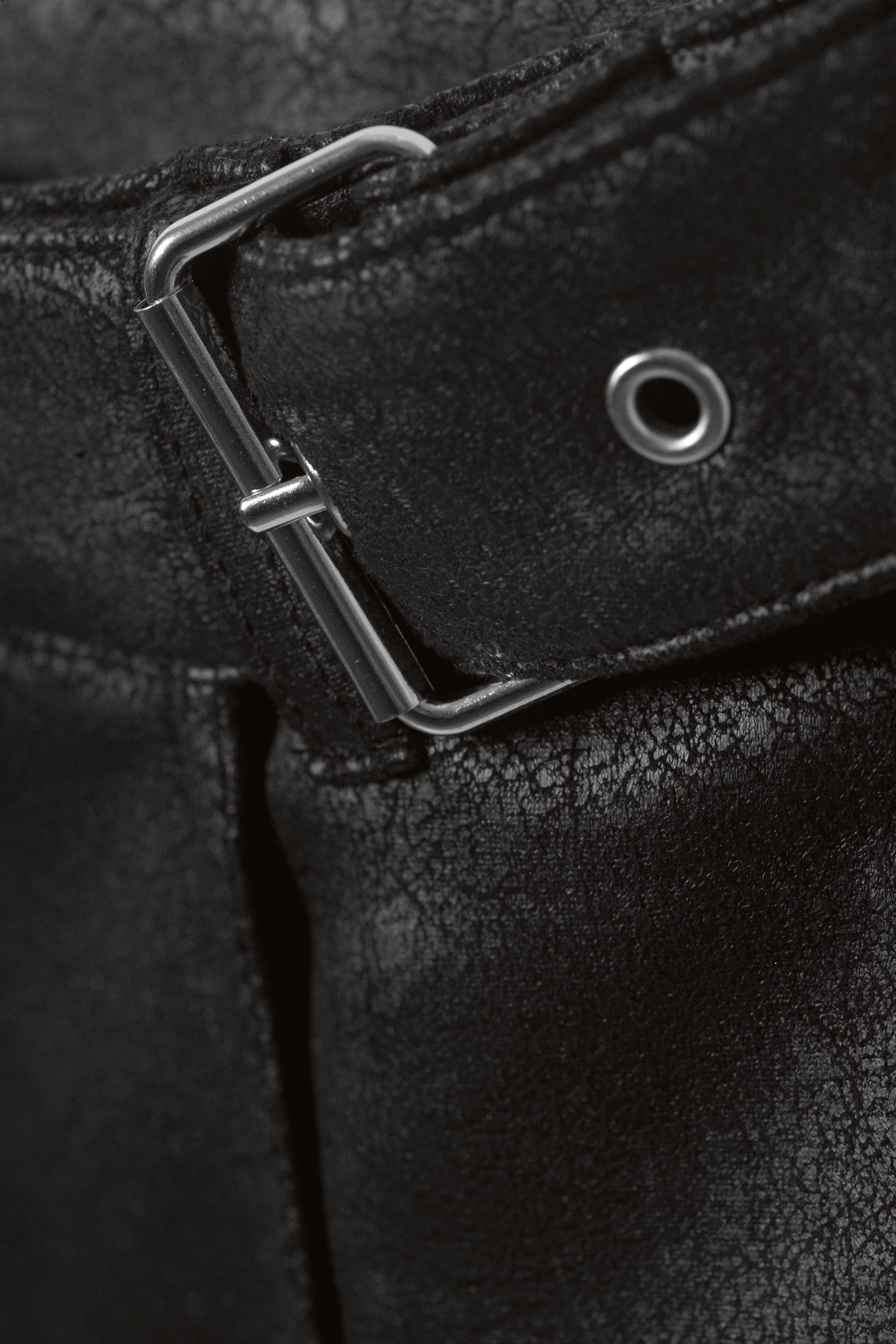 Noir - Jupe mi-longue en cuir synthétique enduit Oda - 1