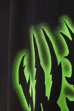 Graffiti - Oversized-T-Shirt mit Grafikprint - 1