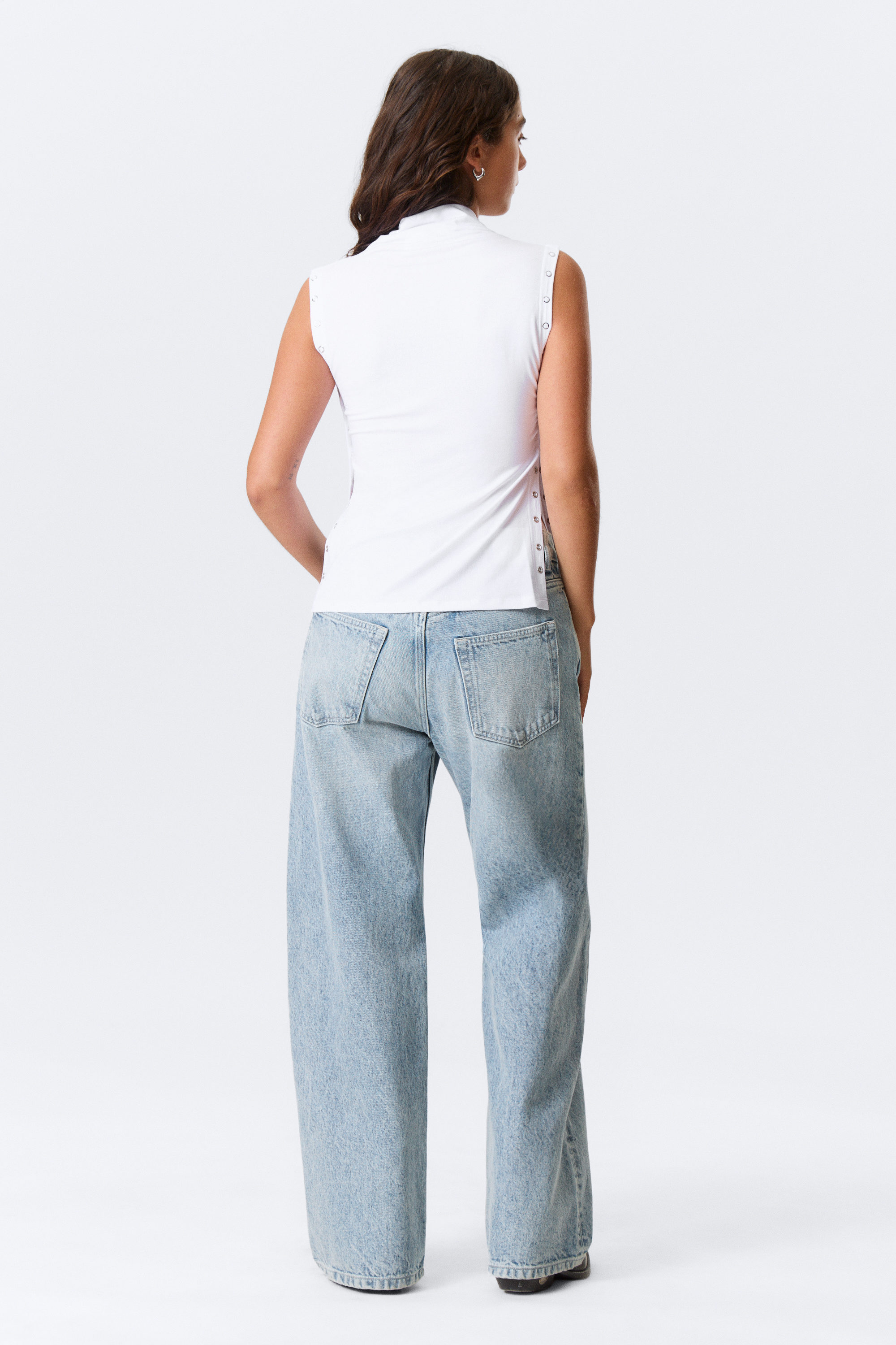 White - Fitted Snap-Button Mock-Neck Top - 4