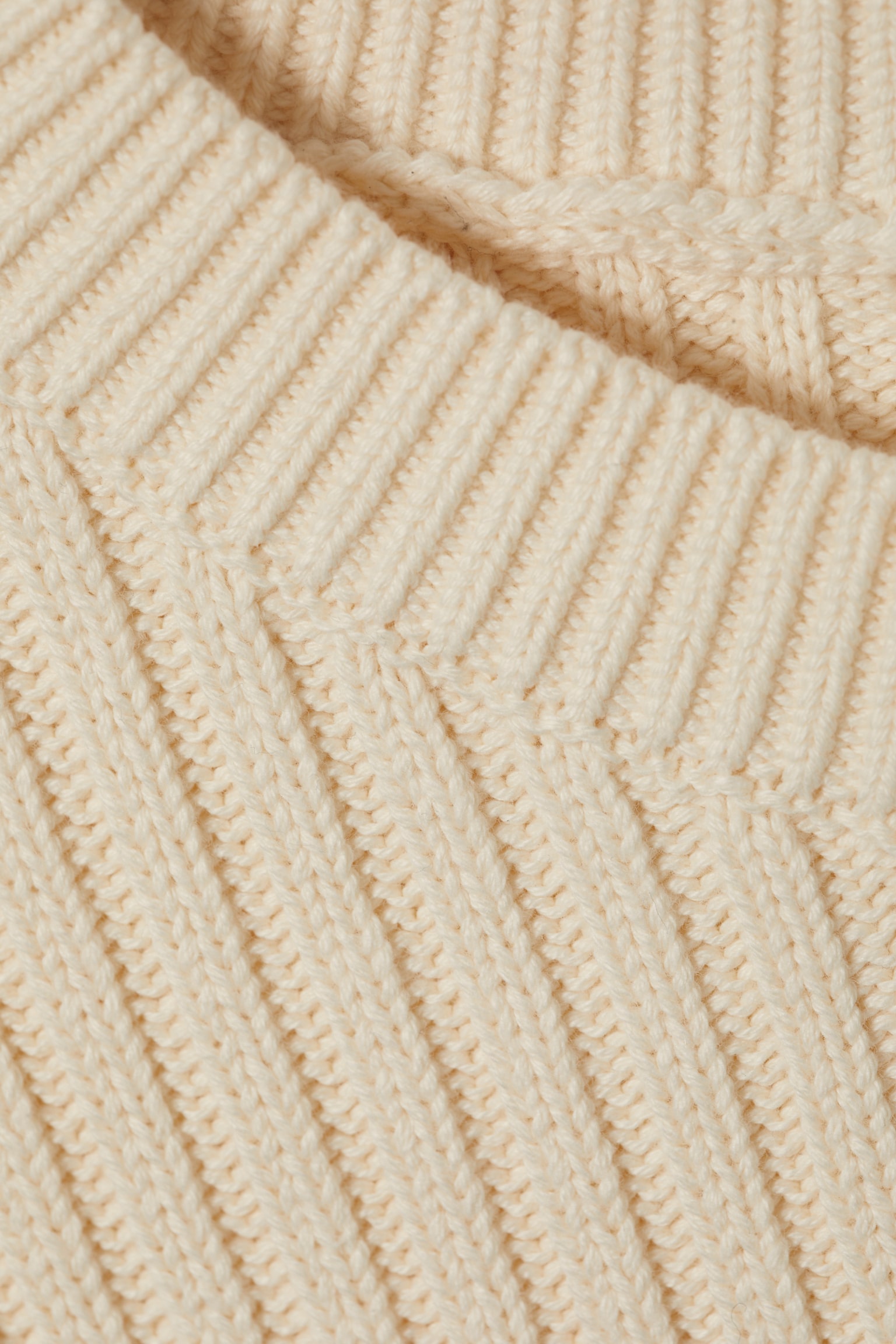 Lckerer, gerippter Baumwollpullover - Staubiges Weiß/Dunkles Mauve/Dunkelblau - 5