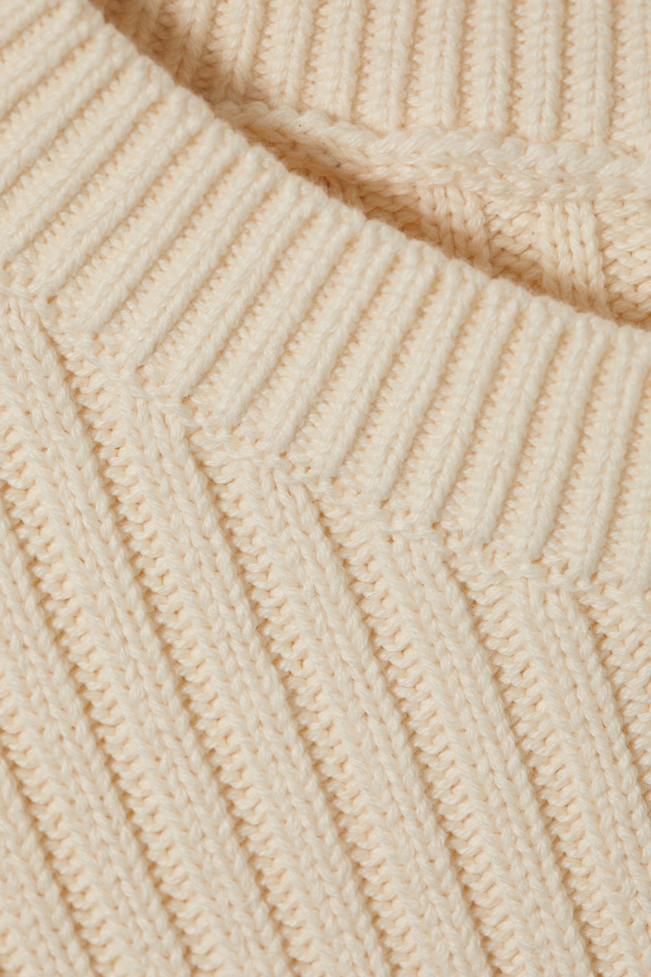 Dusty White - Loose Ribbed Cotton Sweater - 2