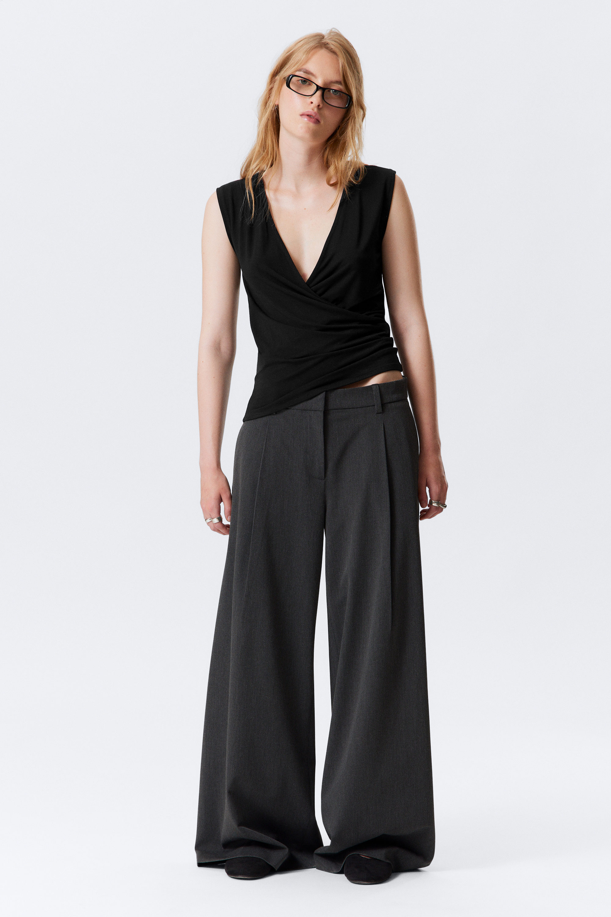 Black - SLEEVELESS JERSEY WRAP TOP - 2