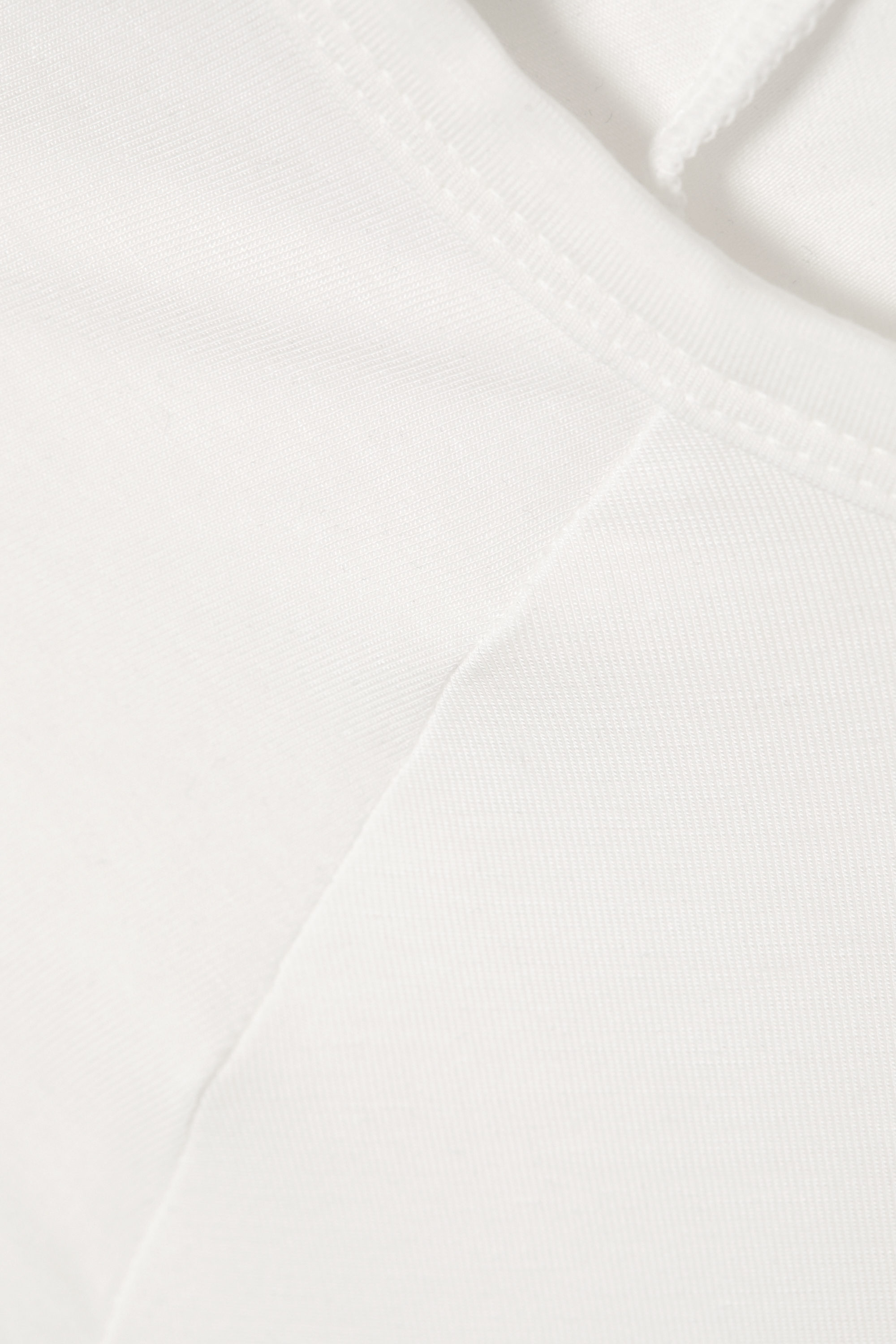 White - Fitted Raglan-Sleeved Top - 3