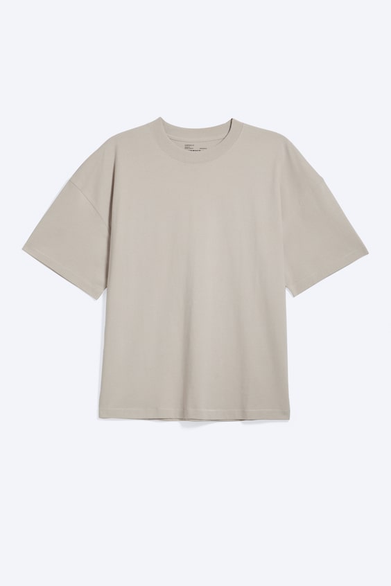 Pudełkowy T-shirt oversize