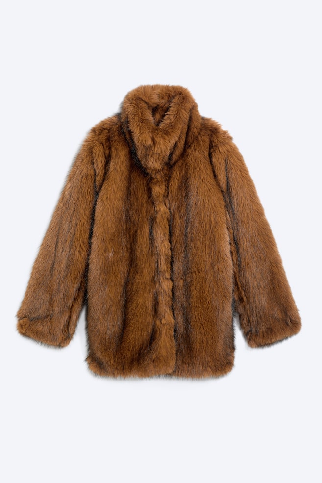 Relaxte Jacke aus Kunstfell - Rostbraun - 1