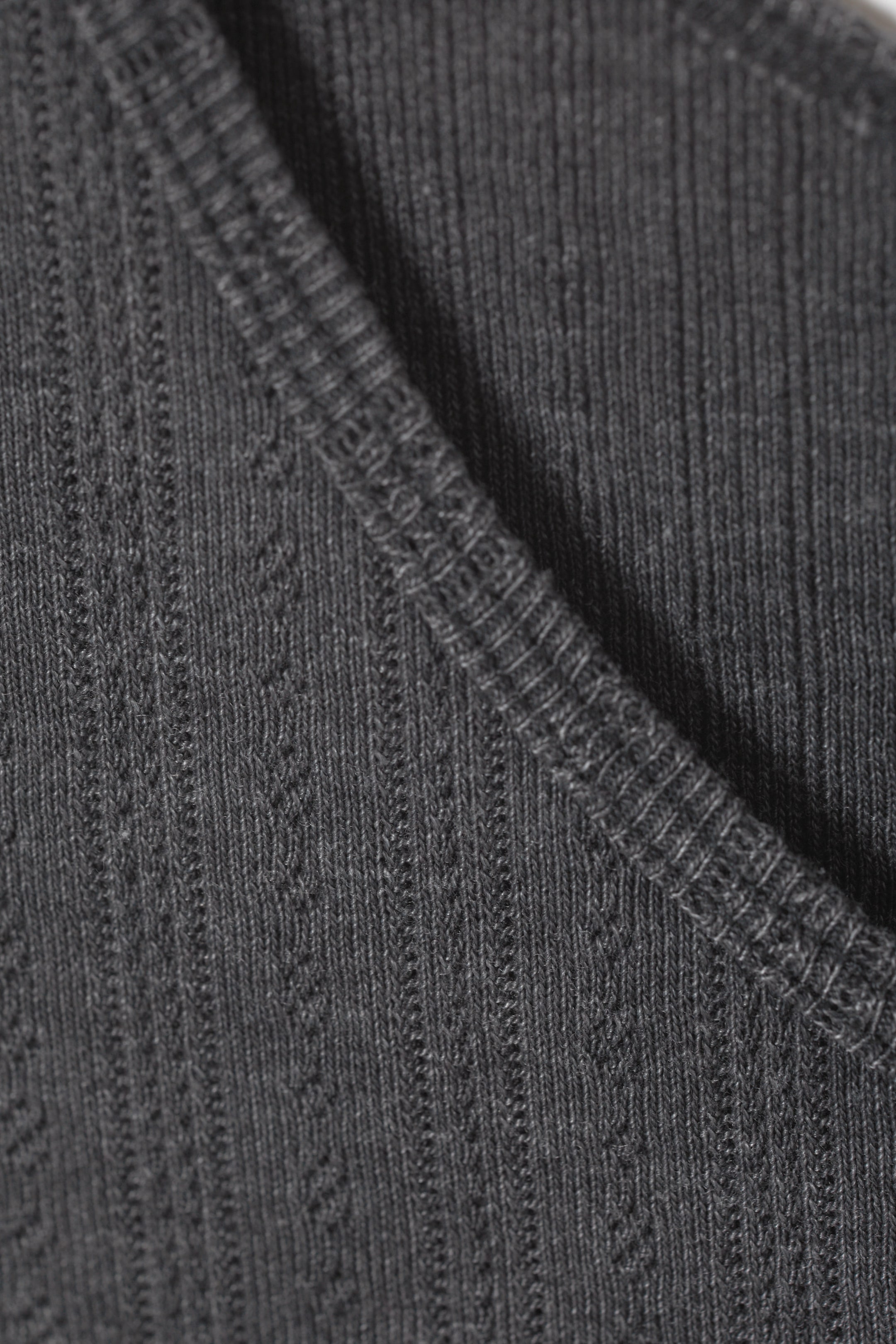 Anthrazit - Figurbetontes Pointelle-Tanktop - 1