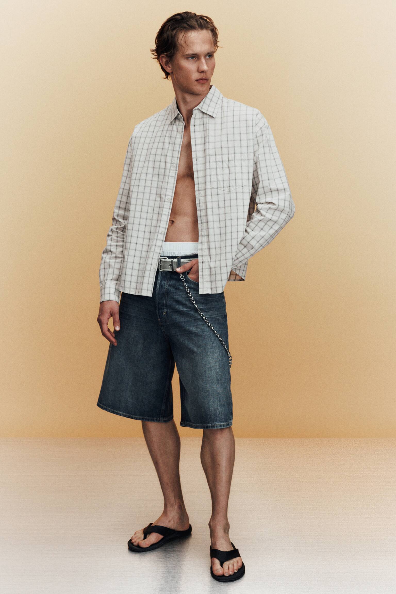 Shorts in denim Astro a vita media e gamba ampia - Blue Hymn - Blu medio/Kimberley Blue - Azzurro/Citizen Blue - Azzurro/Blue Rinse - Dark Blue/Lavaggio nero – Nero/Redondo Black - Nero/Blue Stream – Blu medio - 1