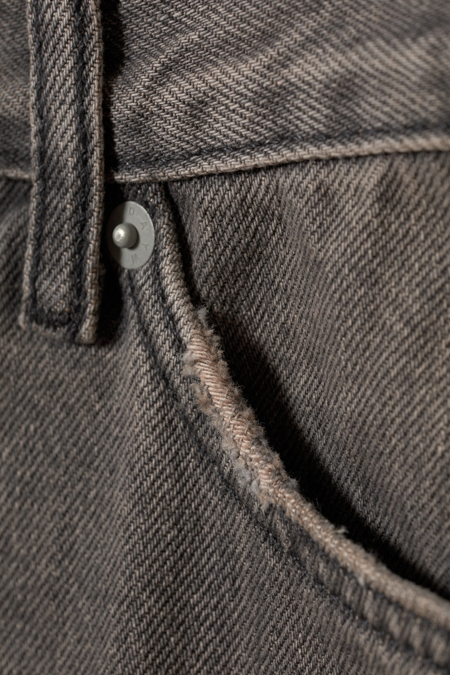 Rail Mid Rise Loose Wide Leg Jeans - Clay Grey - Grey/Blue Rinse - Dark Blue/Deep Ocean Blue - Dark Blue/Misty Grey - Light Grey/Jackpot Blue - Medium Blue/Ink Black - Black/Tide Blue - Light Blue/Marsh Blue - 2