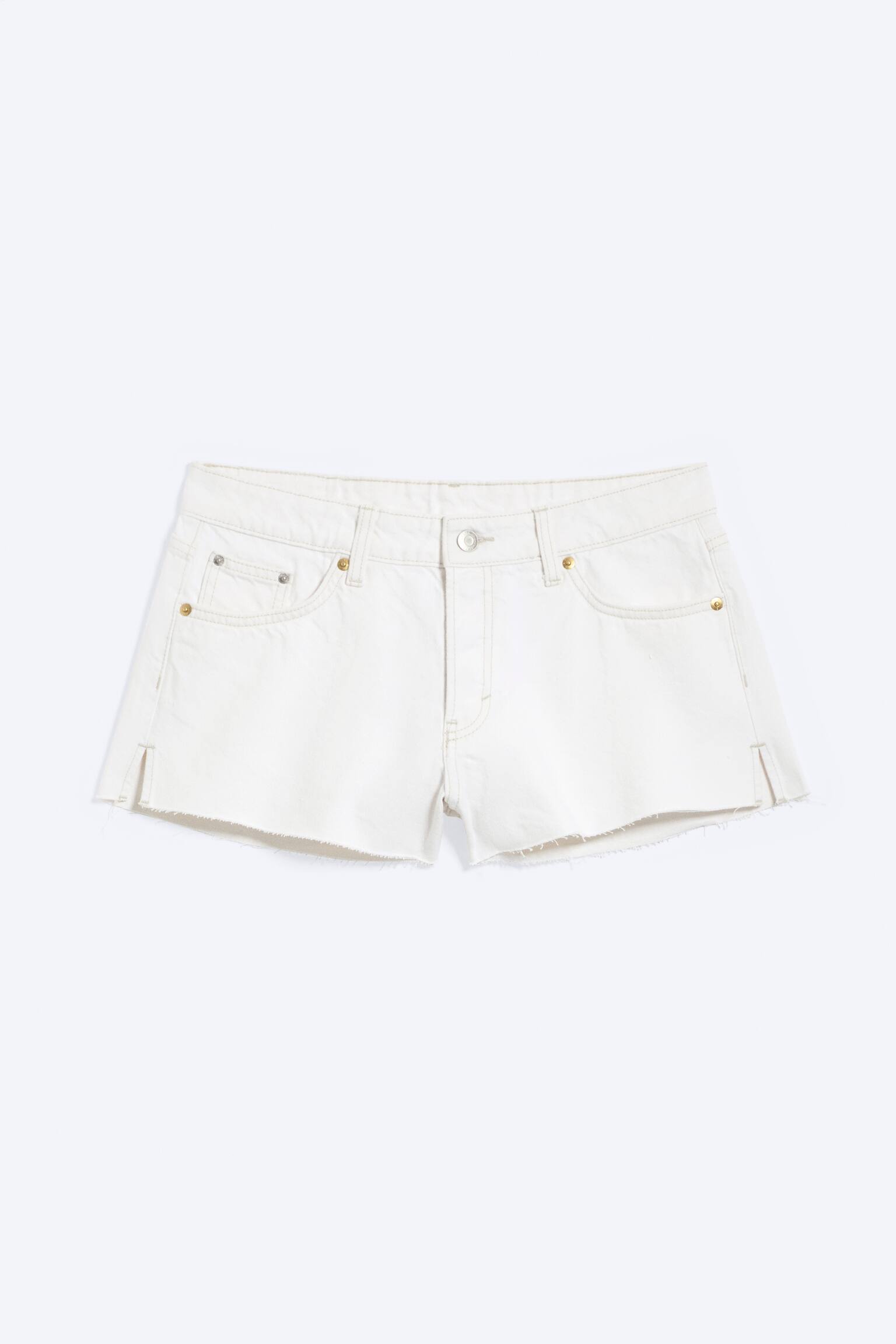 Bite Low Waist Mini Denim Shorts - Dirty White - Vit/Radio Blue - Mellanblå - 2