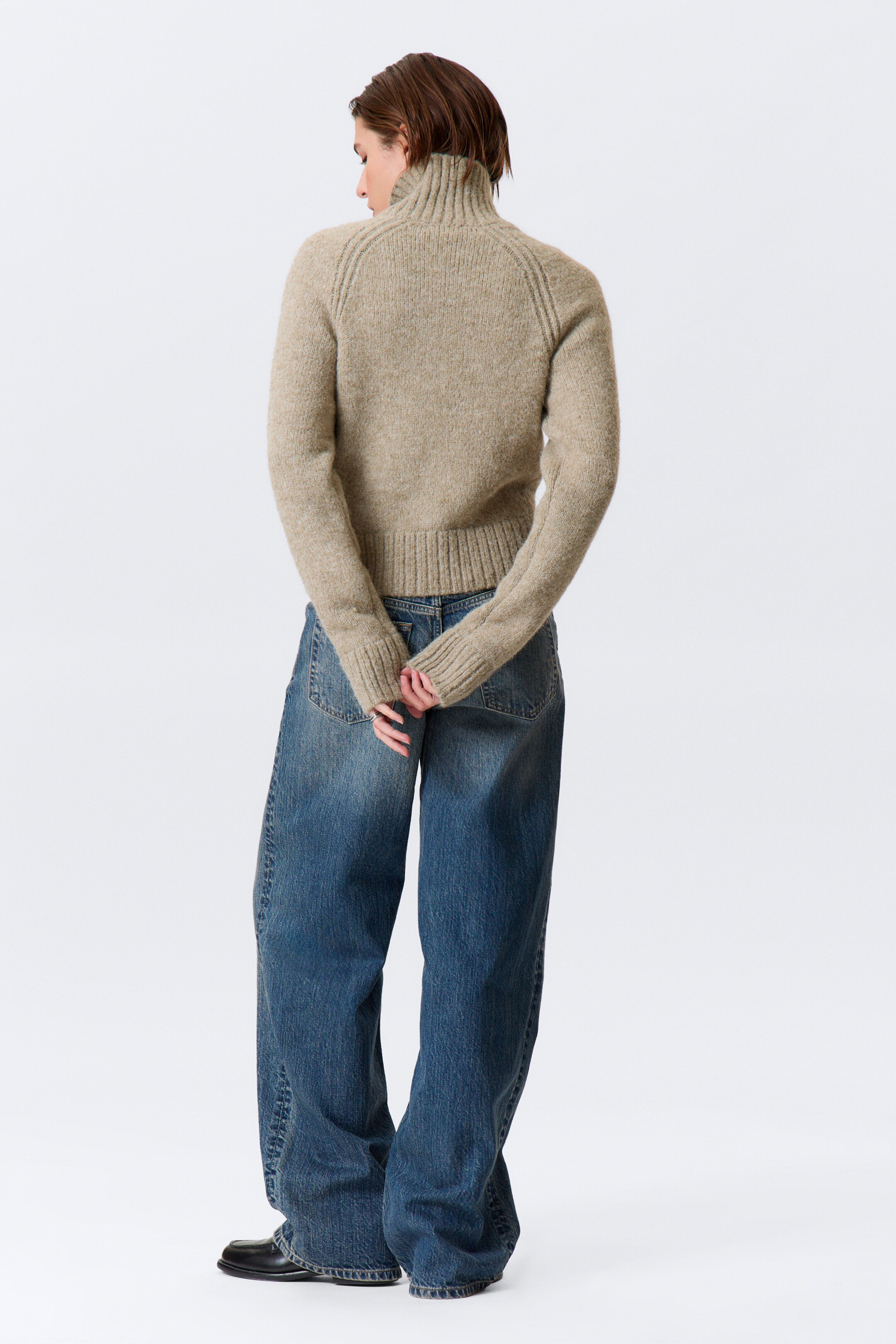 Zobraziť väčší obrázok: Mäkký pletený priliehavý kardigán na zips - Béžová melírovaná - ŽENY | H&M SK 4