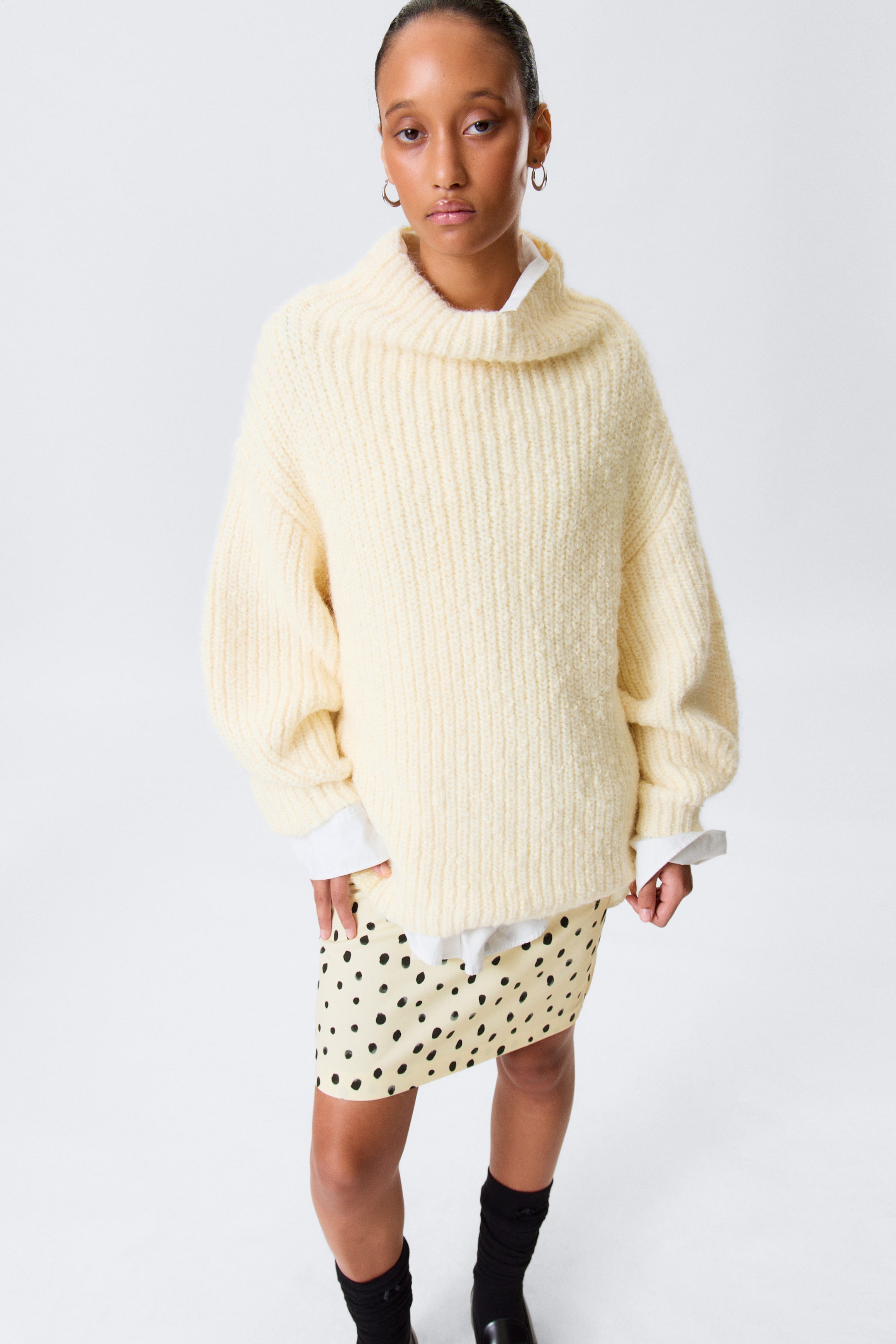 Light Yellow - Oversized Knitted Turtleneck Sweater - 2
