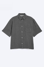 Mörkgrå/Vit-randig - Ledig kortärmad skjorta i linneblanding - 3