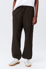Donkerbruin - Classic Sweatpants - 1