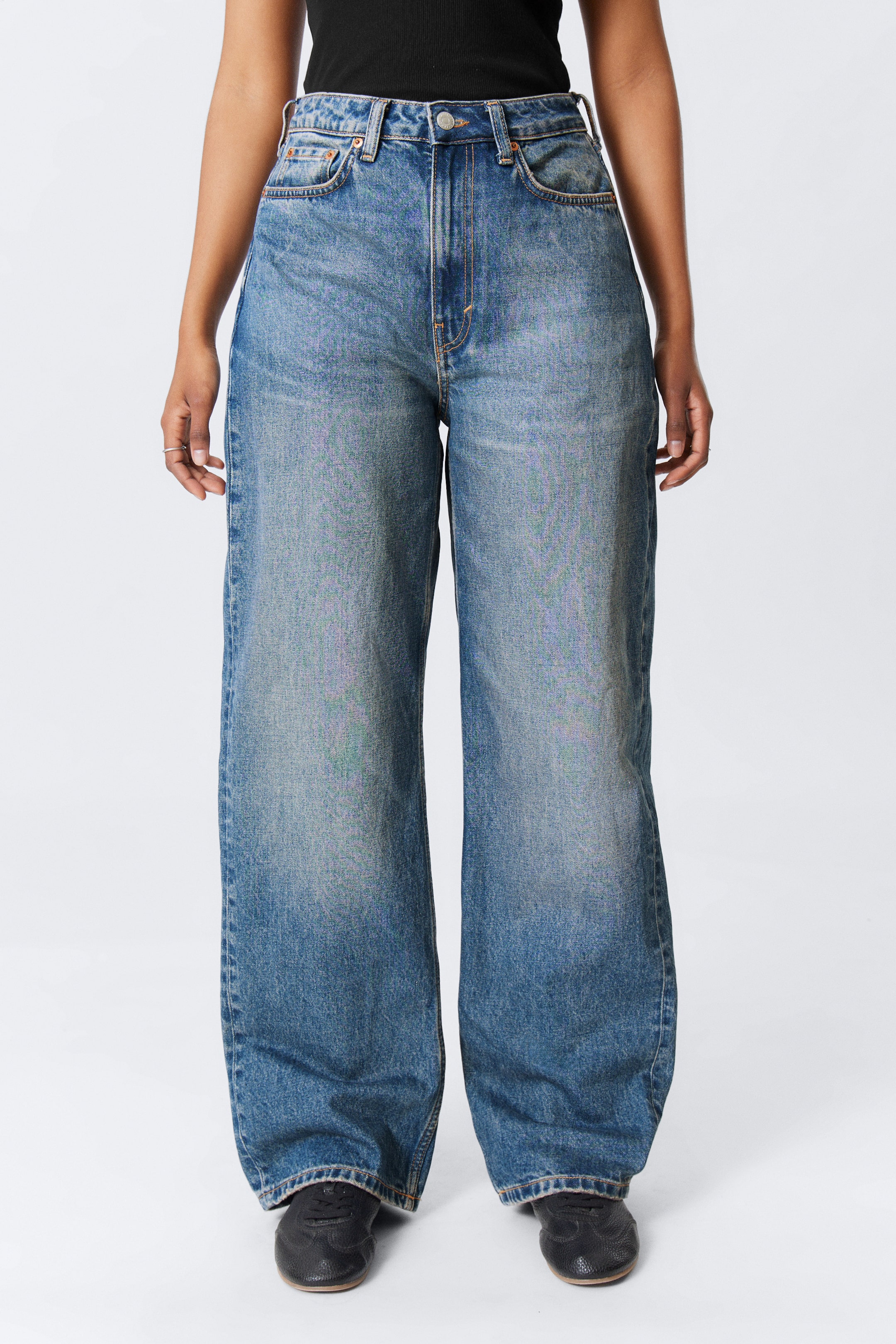Grösseres Bild ansehen: Halo Curve High Waisted Regular Wide Leg Jeans - Iron Blue - Mittelblau - DAMEN | H&M CH 2