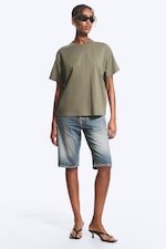 Zacht kakigroen - Ruimvallend boxy T-shirt van katoen - 2