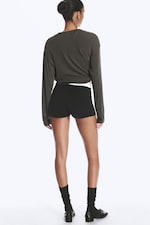 Svart - Hotpants med lavt liv - 2