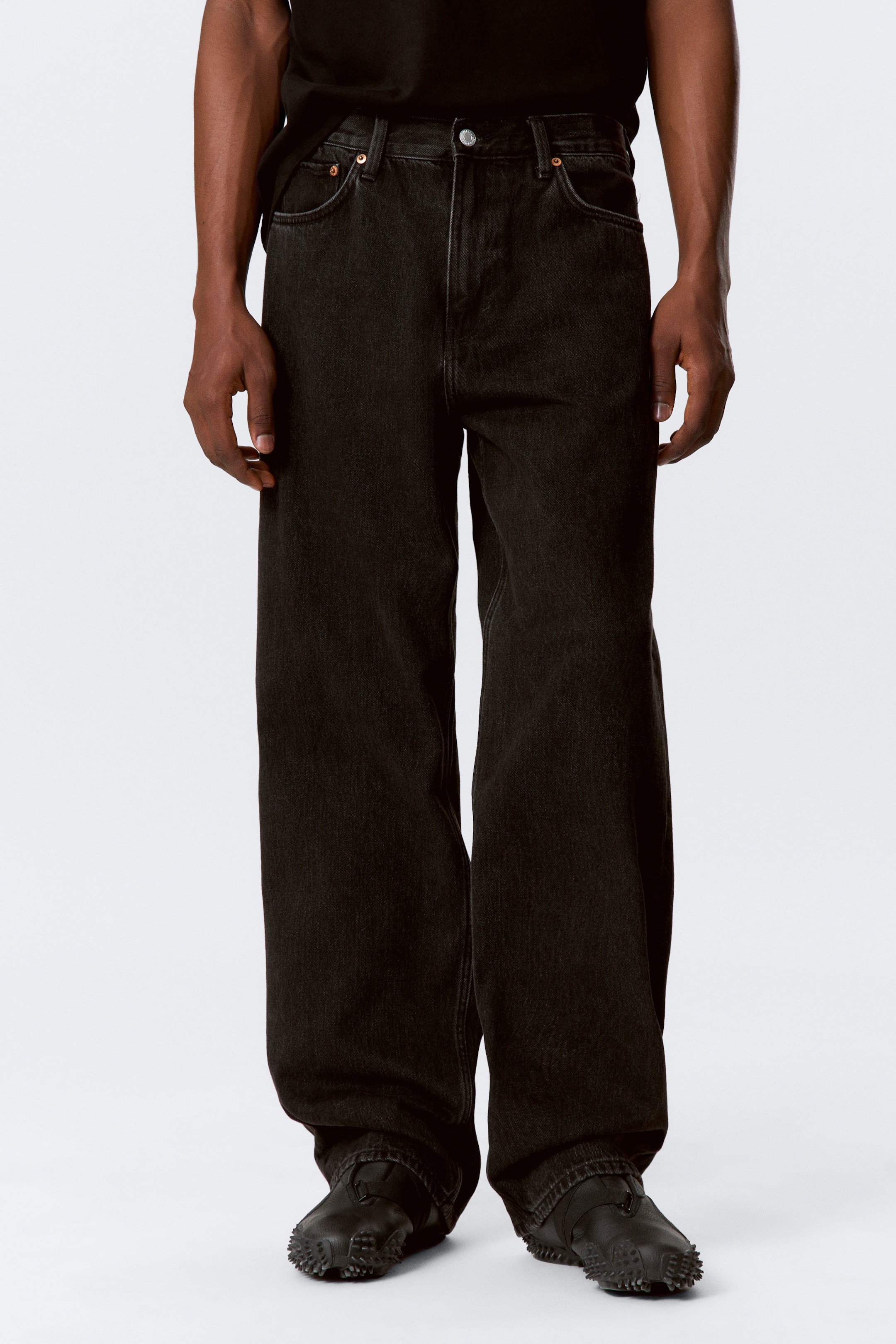 Tuned Black - Black - Galaxy Mid Rise Loose Straight Leg Unisex Jeans - 2