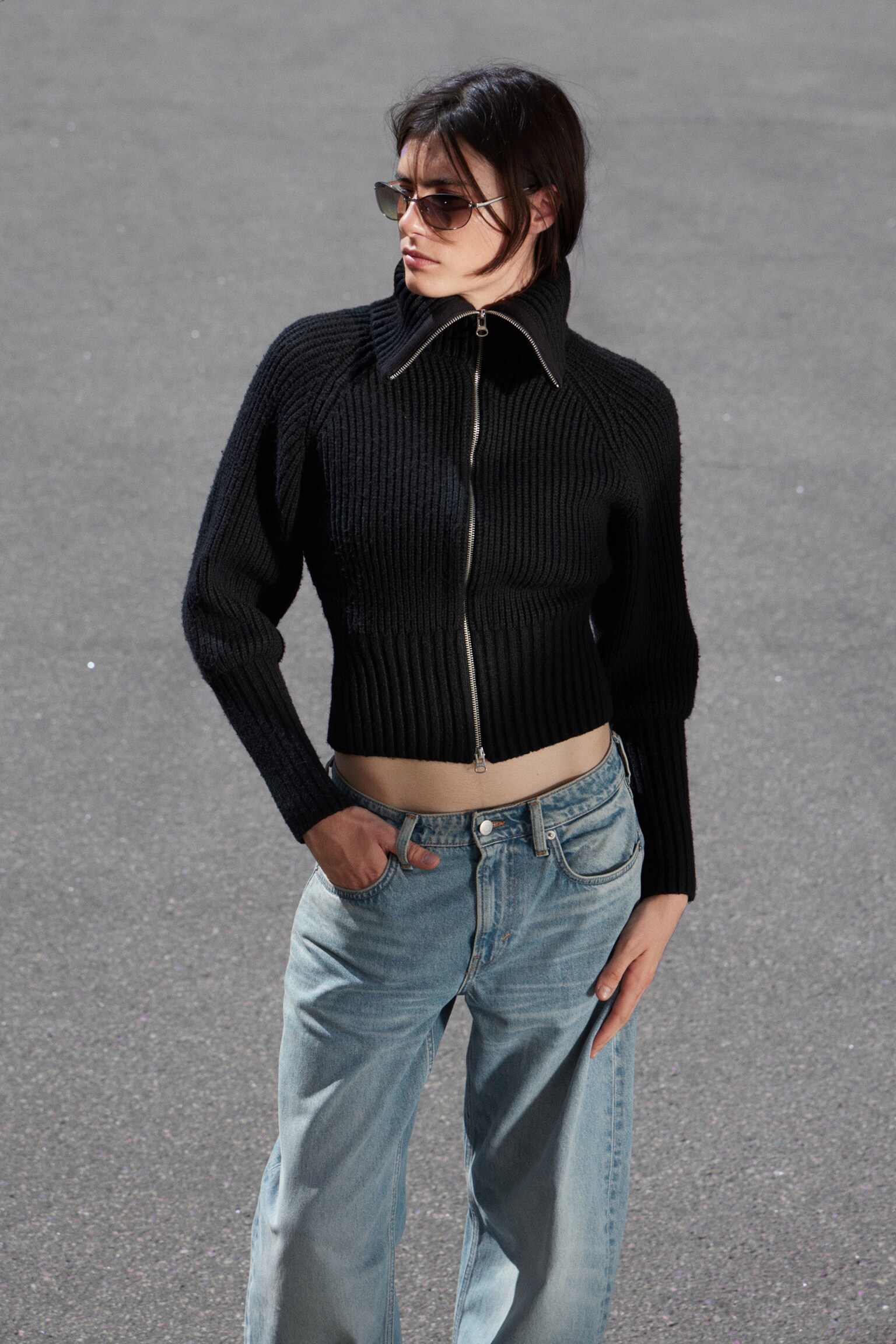 Slim Fit Ribbed Zip Cardigan - Black/Dark Blue - 4
