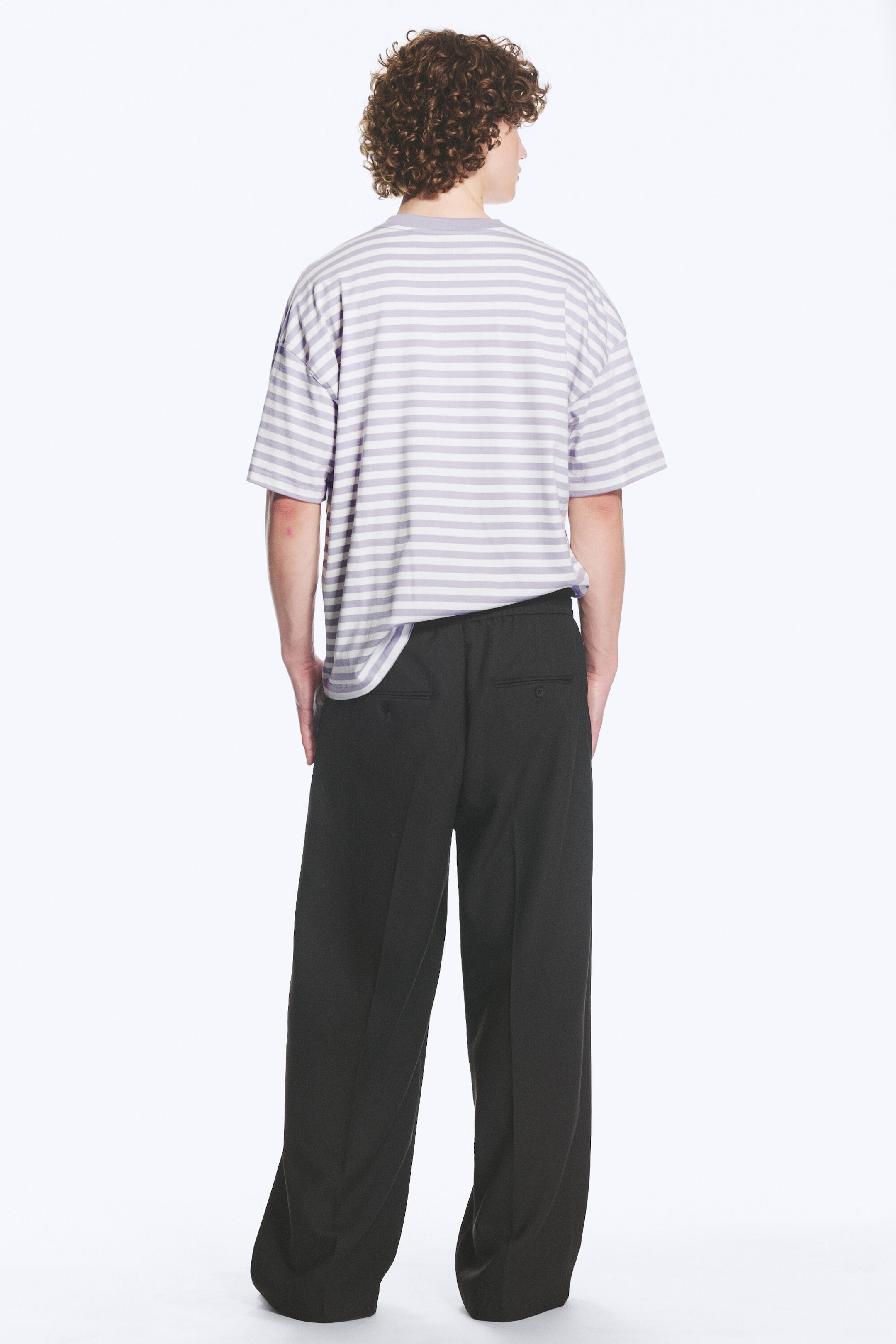 Zwart - Ruimvallende wijde pantalon met plooien - 3