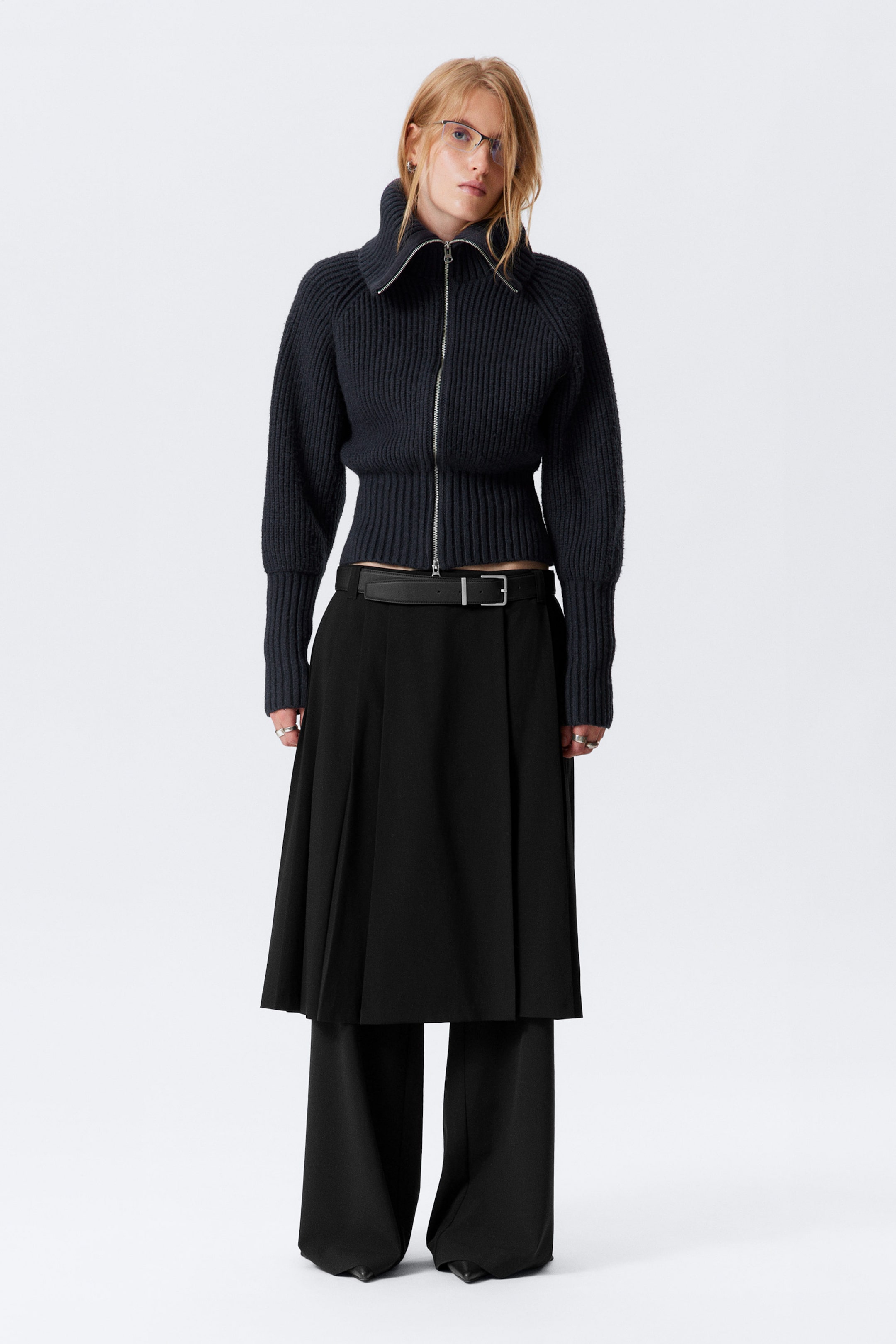 Dunkelblau - Gerippter Zip-Cardigan in schmaler Passform - 1