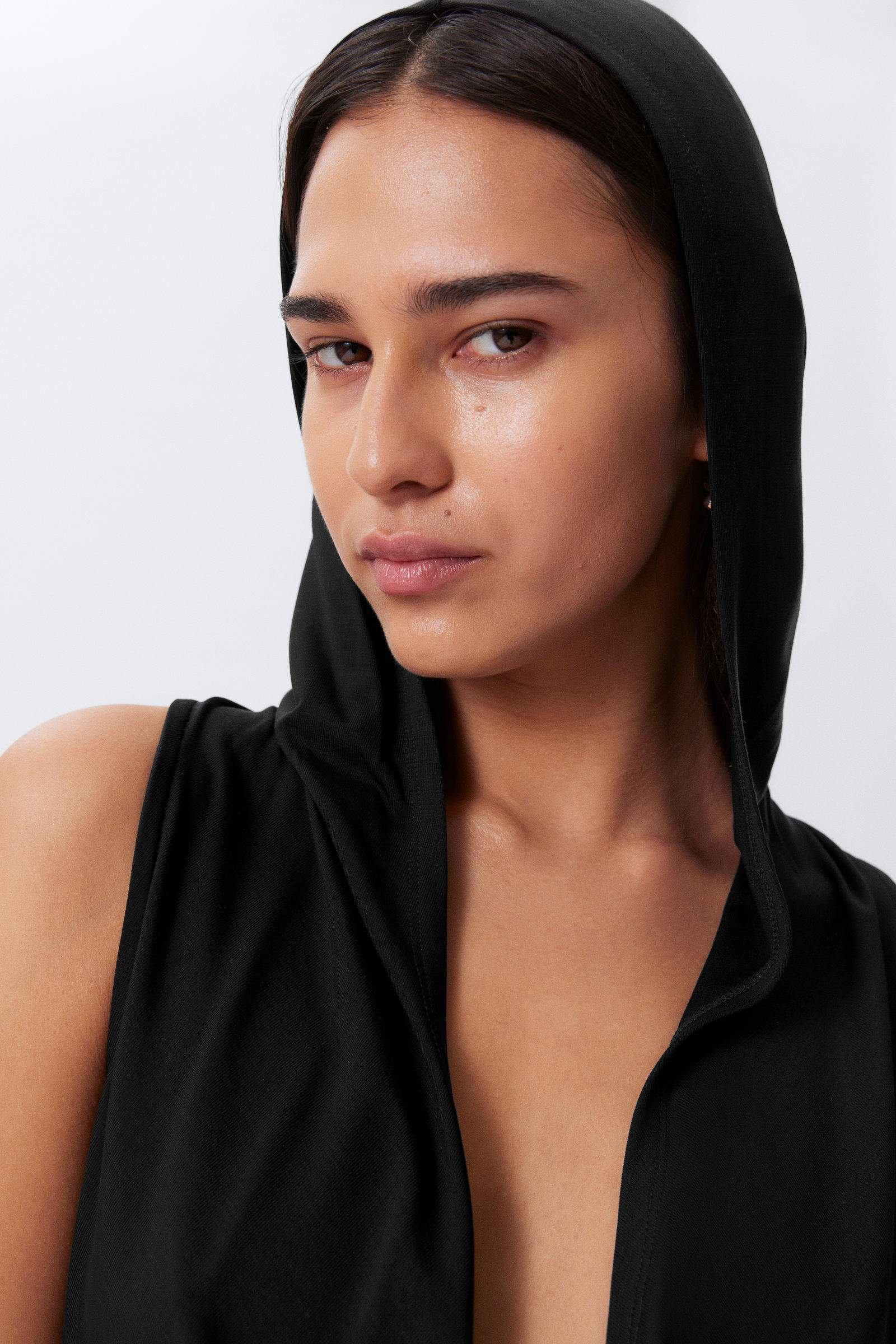 draped hooded sleeveless lyocell top - Black | Weekday WW