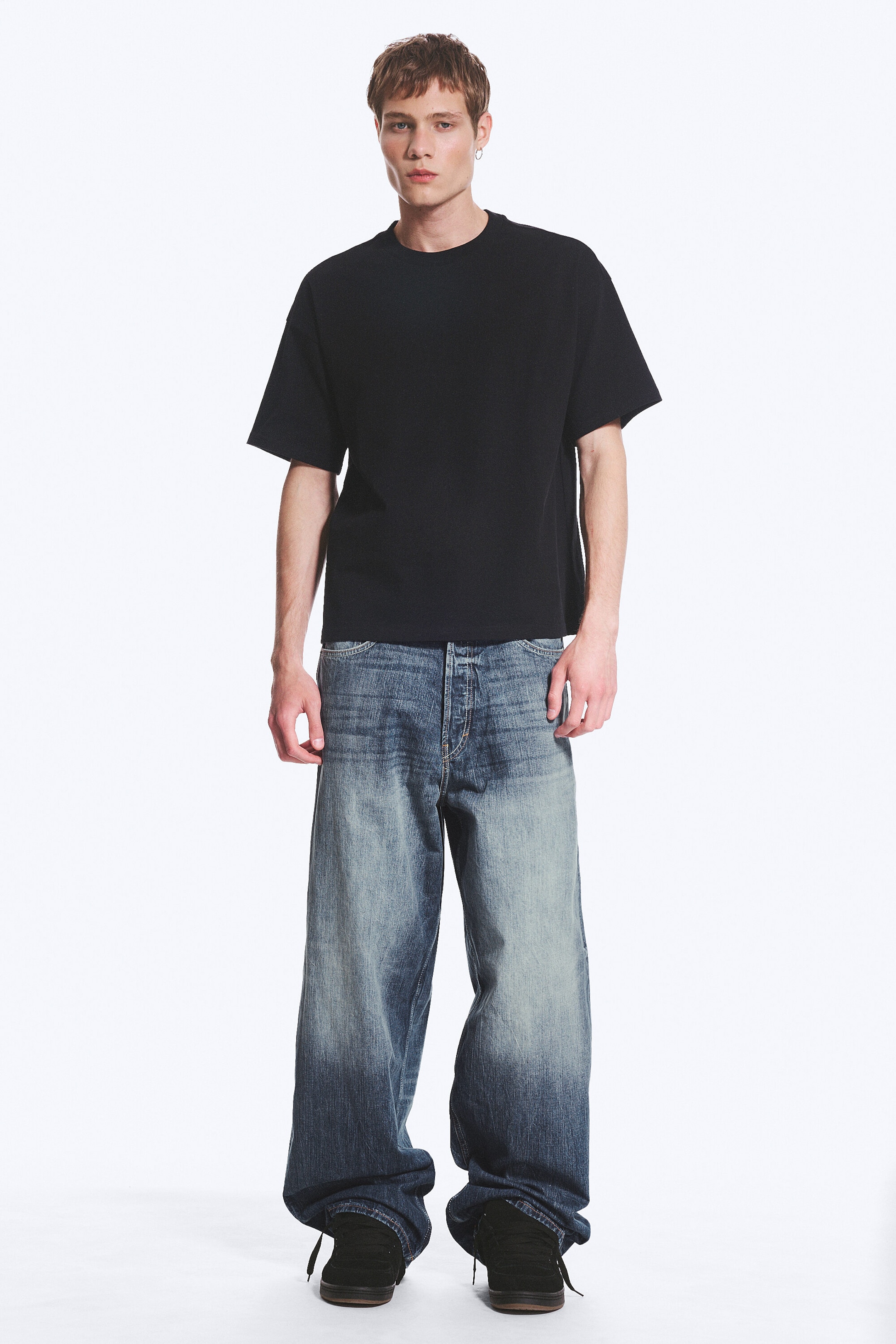 Schwarz - 3er-Pack T-Shirts mit lockerem Boxy Fit - 2