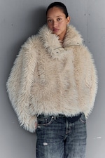 Helles Beige - Kunstfelljacke im Oversized Fit mit Stehkragen - 3