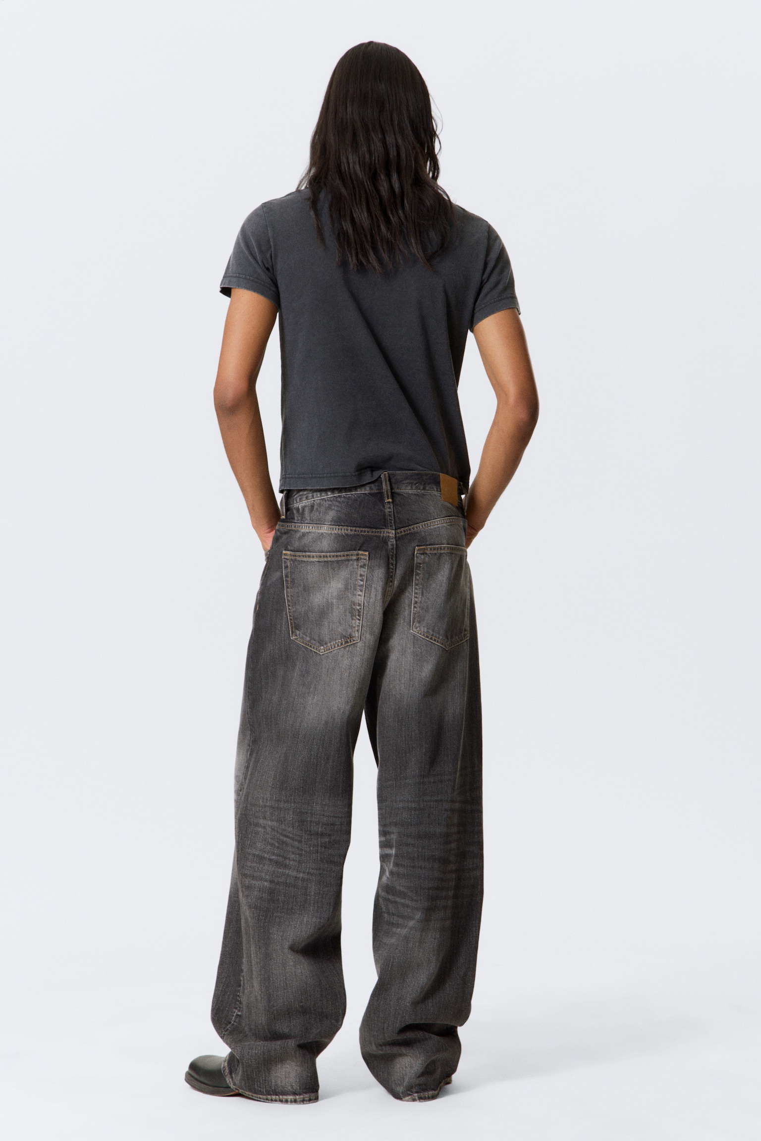 Astro Loose Baggy Leg Jeans - Dusky Black - Black/Blue One - Medium Blue/Blue Stream - Medium Blue/Board Blue - Medium Blue/Tuned Black - Black/Black Rinse - Black/Mine Grey/Blue Rinse - Dark Blue/Snow Blue - Light Blue/Mine Blue - Medium Blue/Torn Blue - Medium Blue - 4
