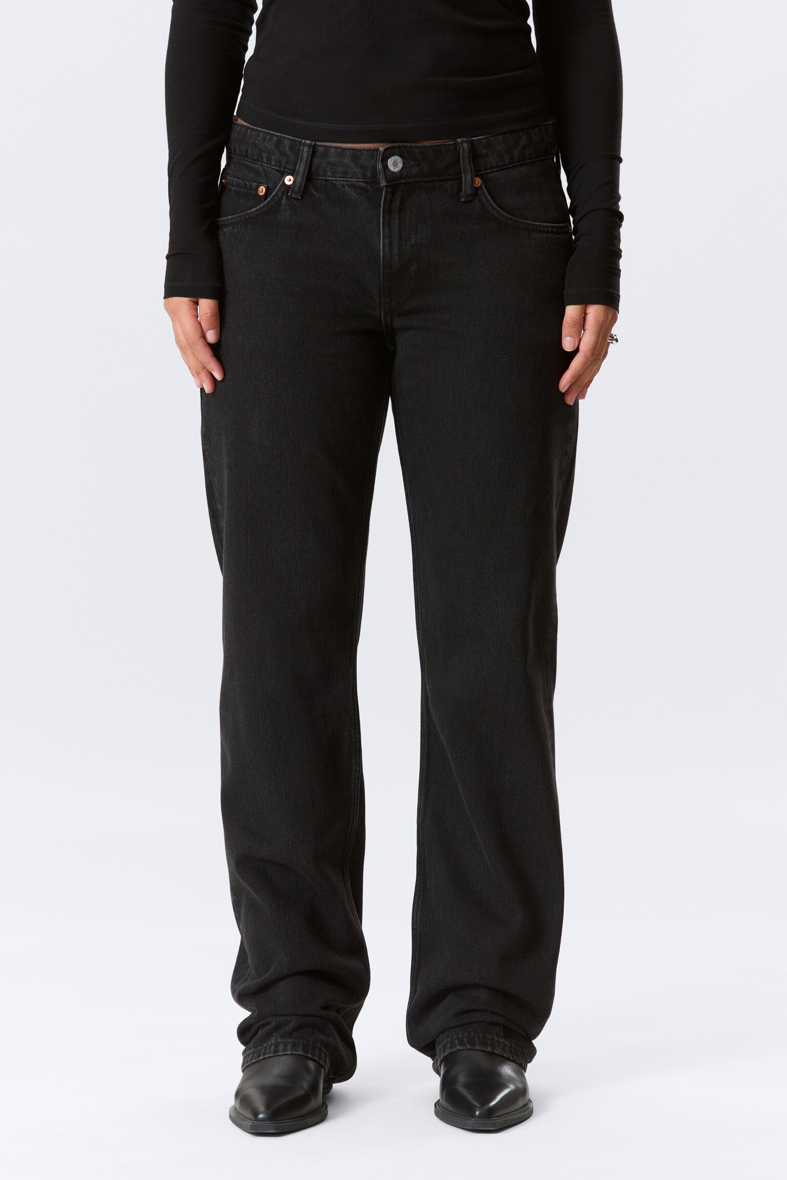 Arrow Low Rise Regular Straight Leg Jeans - Tuned Black - Black/2000 kék - középkék/Second Blue – Medium Blue/Blue Fade - Medium Blue/Board Blue - középkék/Aeon Blue - Light Blue/Mine Blue - Medium Blue/Jackpot Blue - Medium Blue/Clay Grey - Grey/Mine Grey - Medium Grey/Seventeen Blue - Medium Blue/Summer Blue - Light Blue - 7