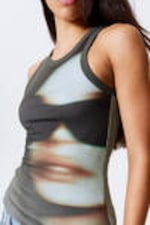 Wrapped Face - Ribbed Printed Tank Top - 2