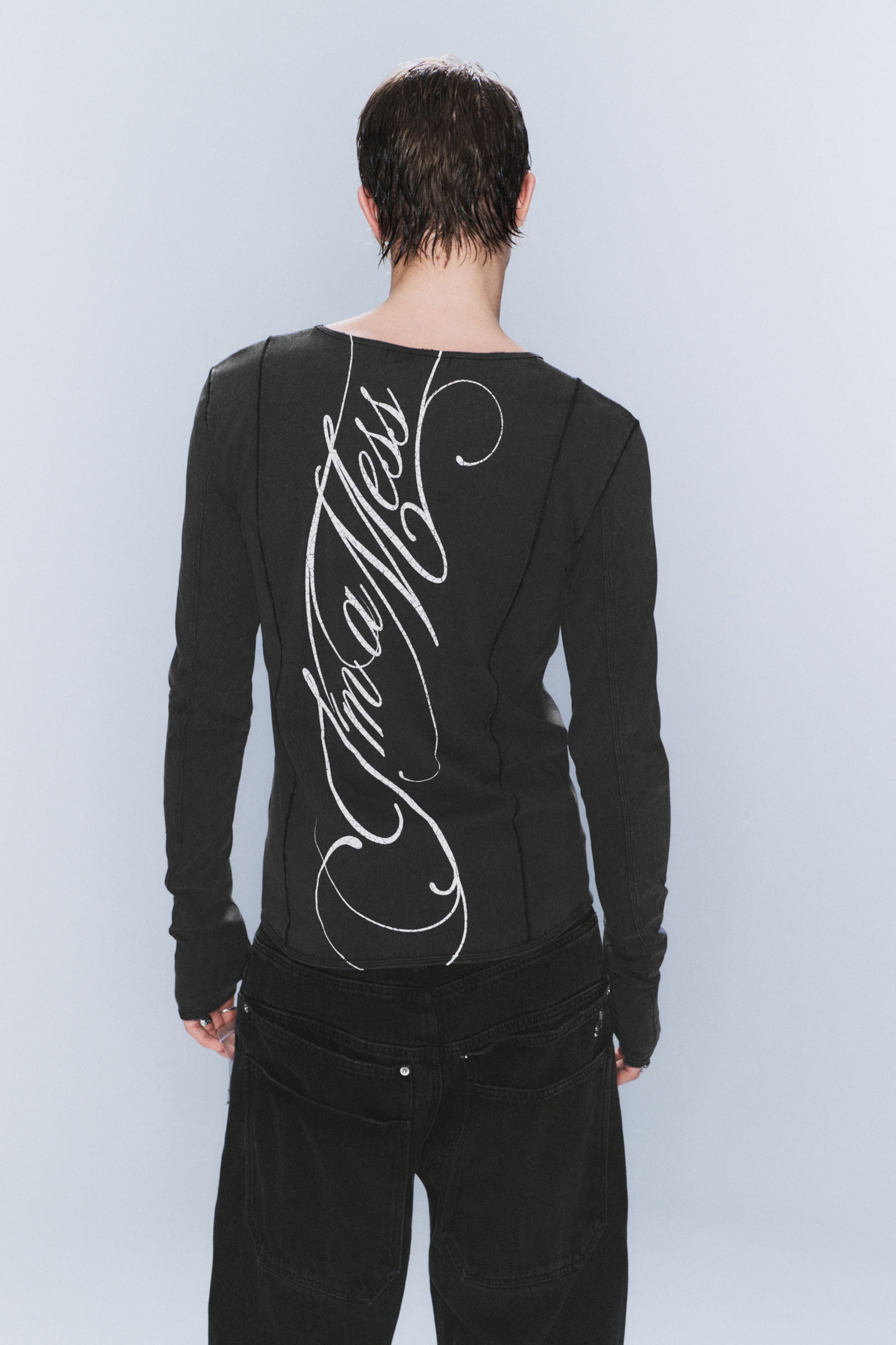 Schwarz washed - "I'm a Mess" - CM x LB körperbetontes Unisex-Longsleeve - 2