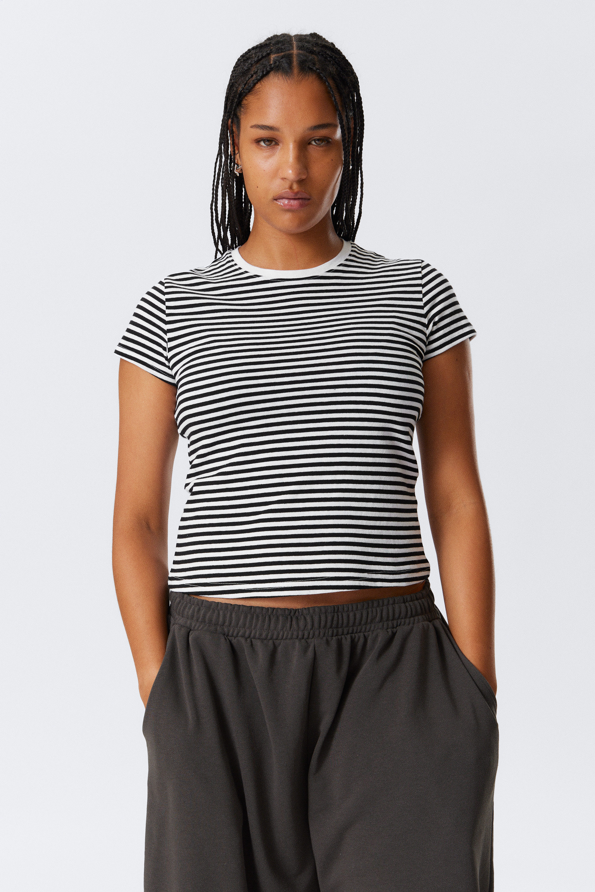 Black & White Stripe - Slim Short-Sleeved Cotton T-shirt - 1