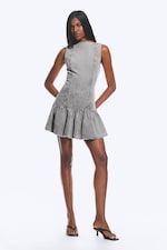 Grijs met wassing - Uitlopende mini-jurk van twill met boothals - 0