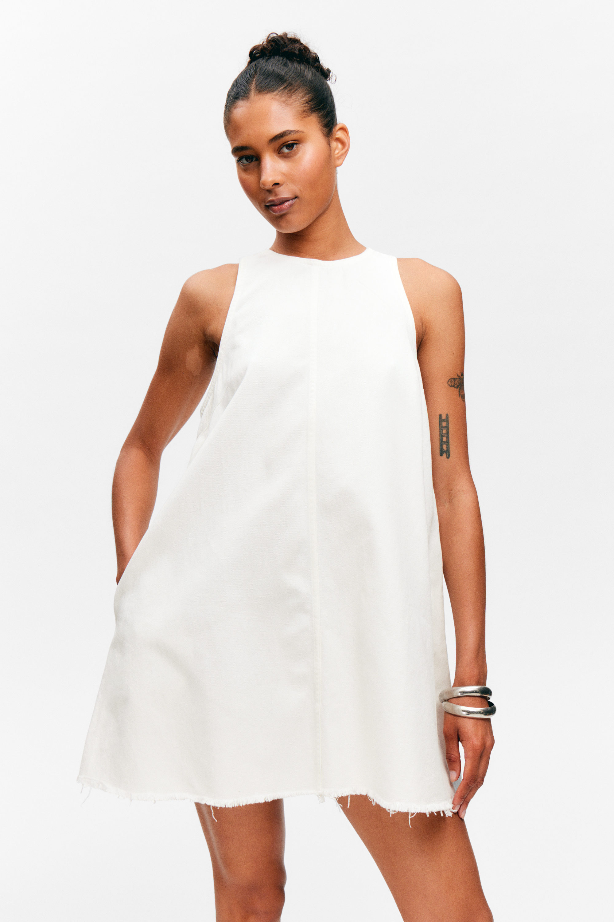 White - Sleeveless Cotton Twill Mini Dress - 2