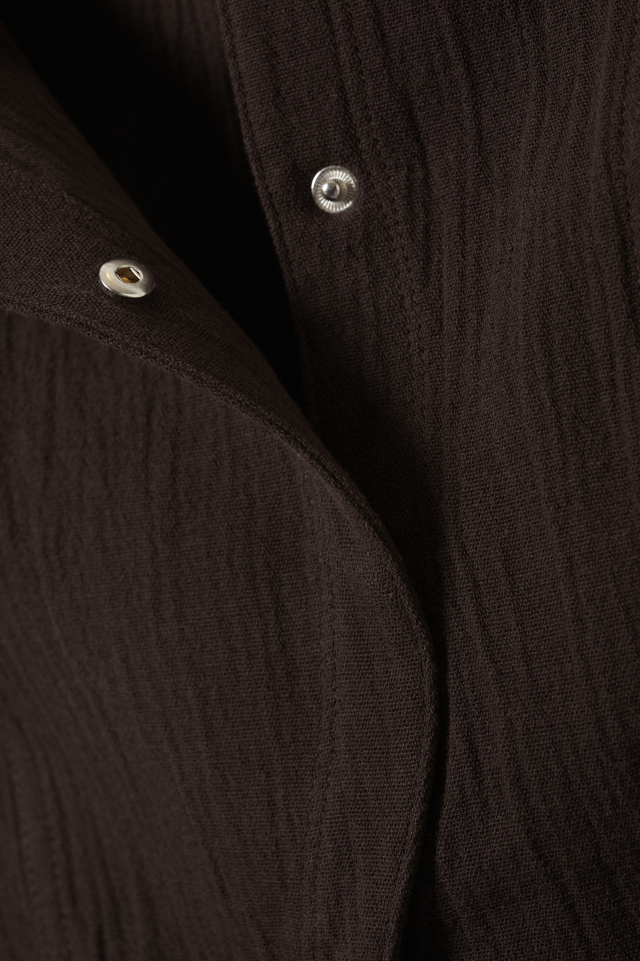 Visualizza immagine più grande: Top asimmetrico con baschina senza maniche - Marrone scuro - DONNA | H&M IT 6