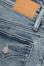 Fresh Blue - Mellanblå - Low Waist Slim Flared Leg Jeans - 6