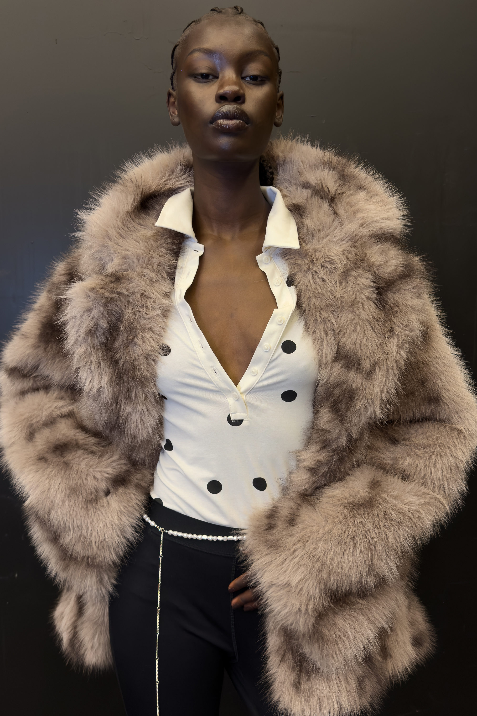 Beige-braunes Leopardenmuster - Kunstfelljacke - 1