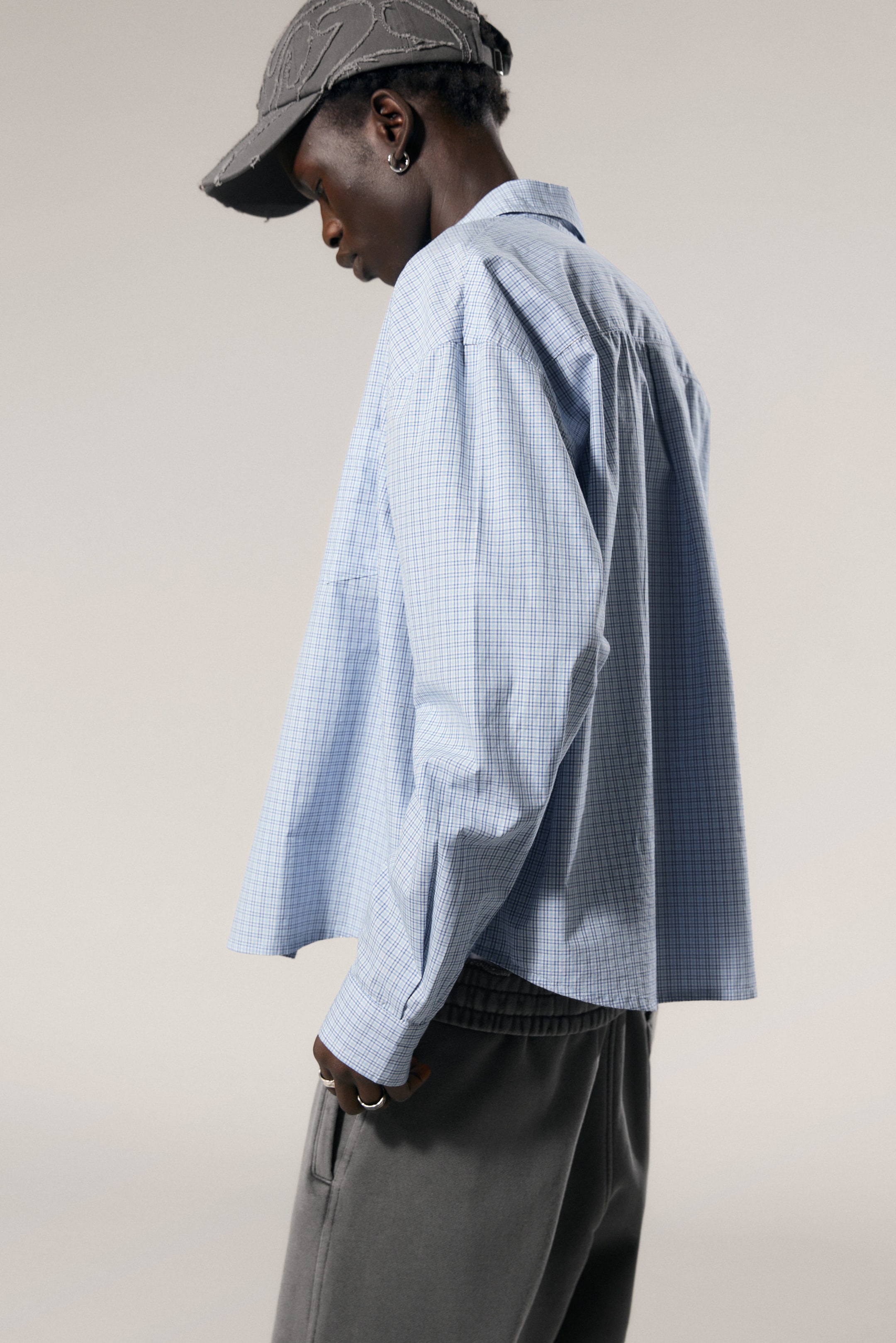 Checked Blue - Boxy Long-Sleeved Cotton Poplin Shirt - 1