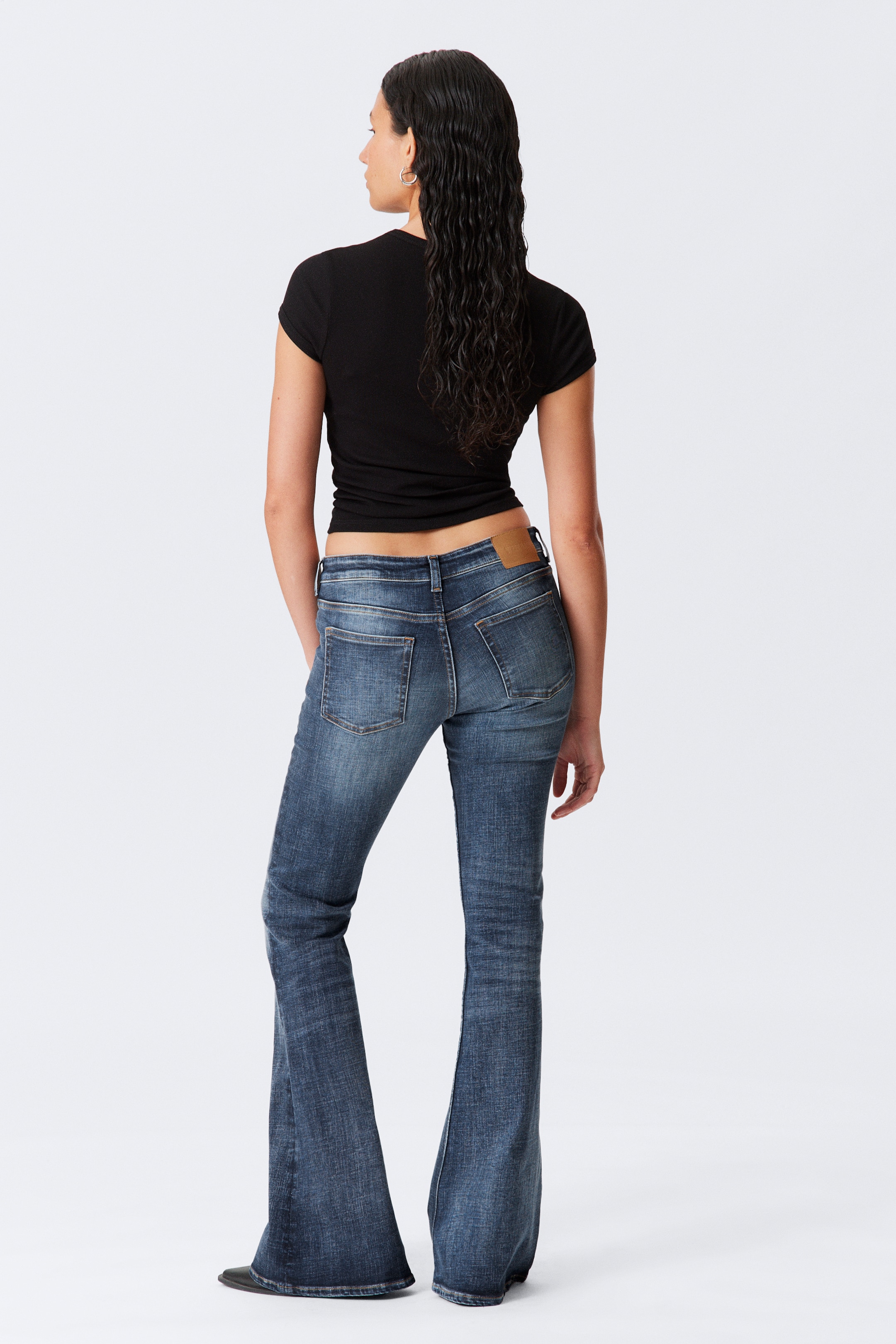 Visualizza immagine più grande: Jeans slim a zampa Katsumi - Board Blue - Medium Blue - DONNA | H&M IT 4
