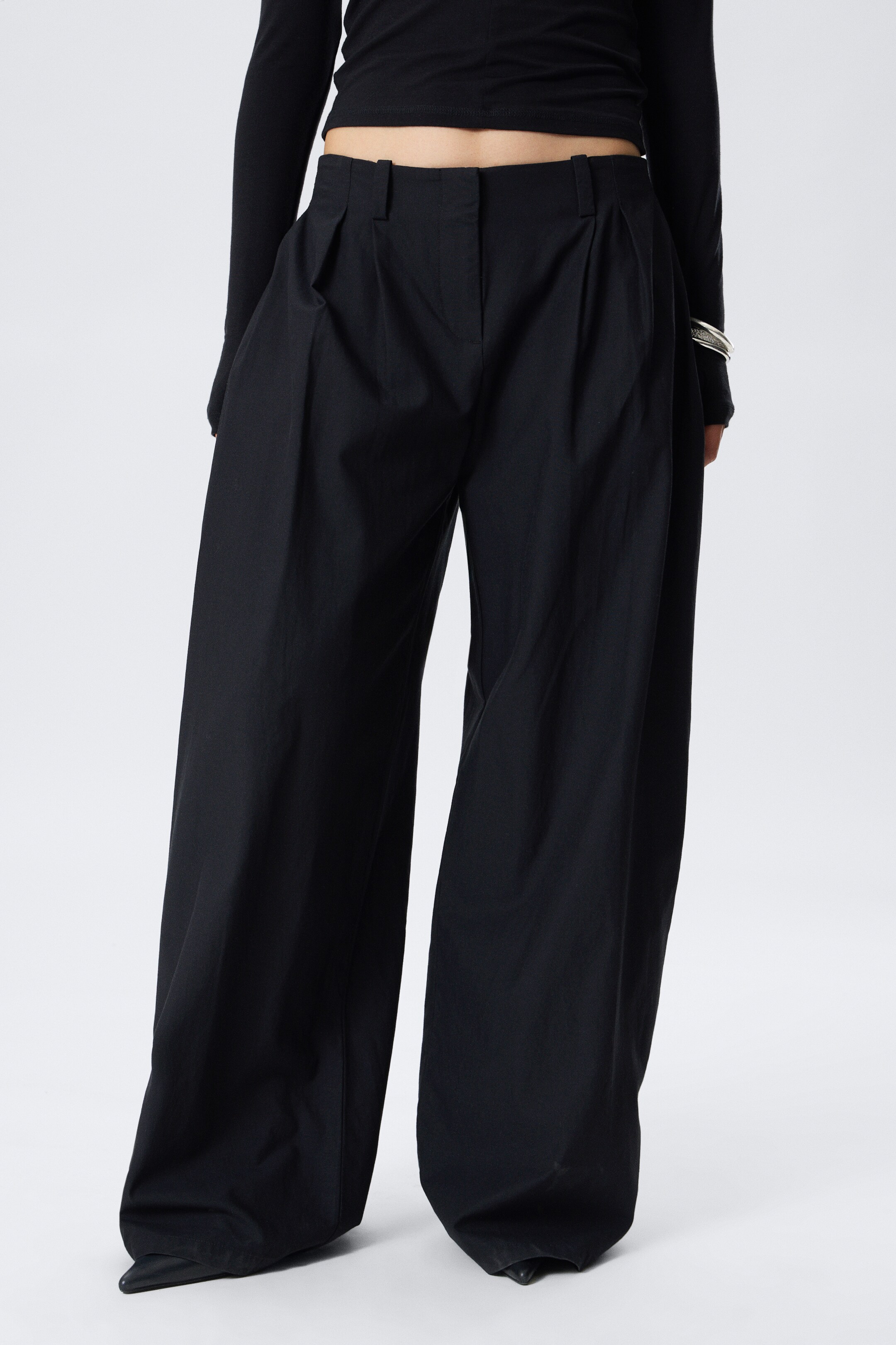 View larger image: Aya Pleated Trousers - Black - Ladies | H&M GB 3