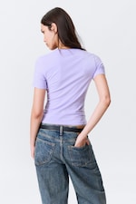 Light Purple - Slim Fitted T-shirt - 3
