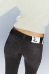 【U LAN】Eni slim half-low bootcut pants booty bei low waist skinny bootcut jeans - Black | Cheap
