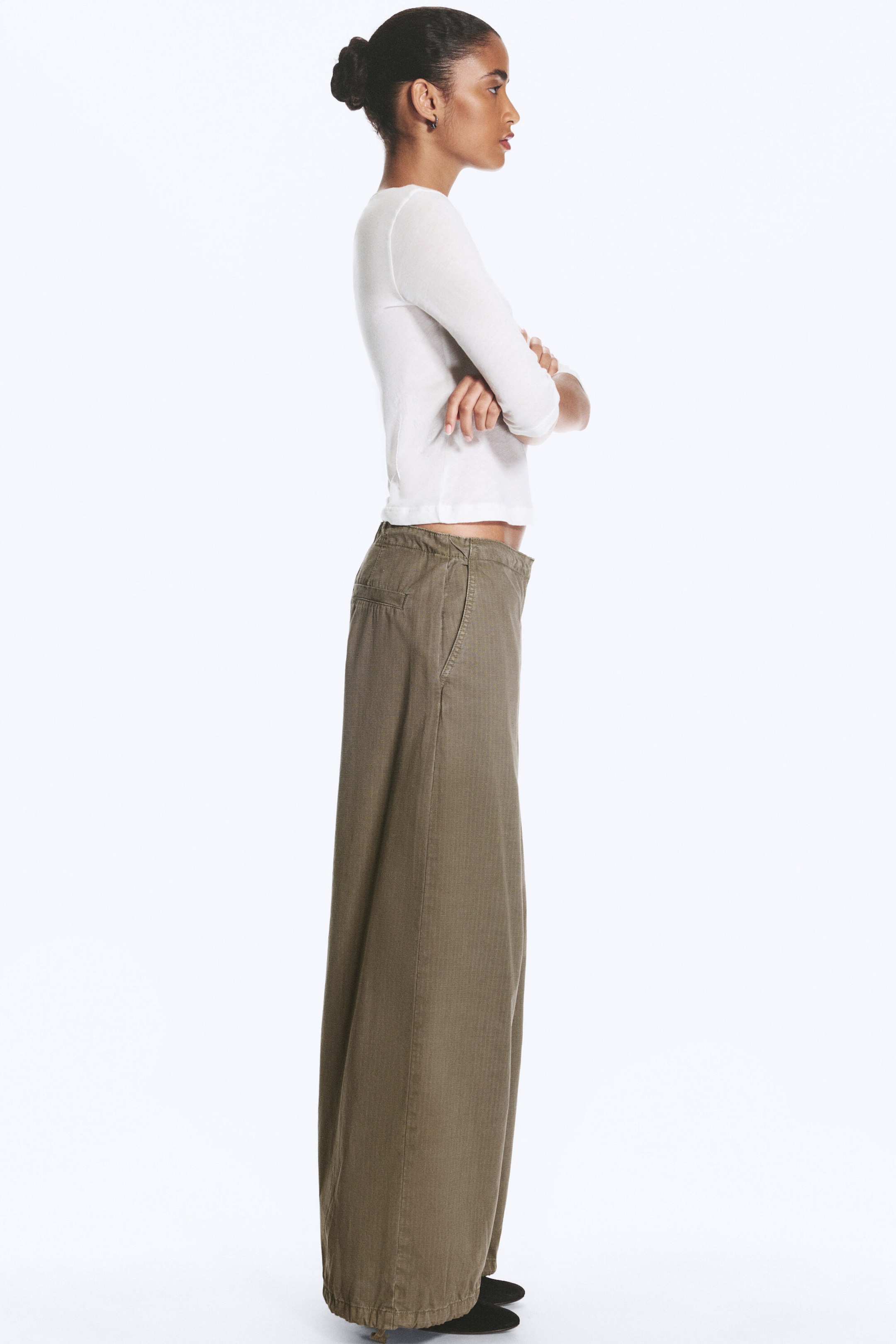 Dusty Green - Low Rise Baggy Ripstop Trousers - 2
