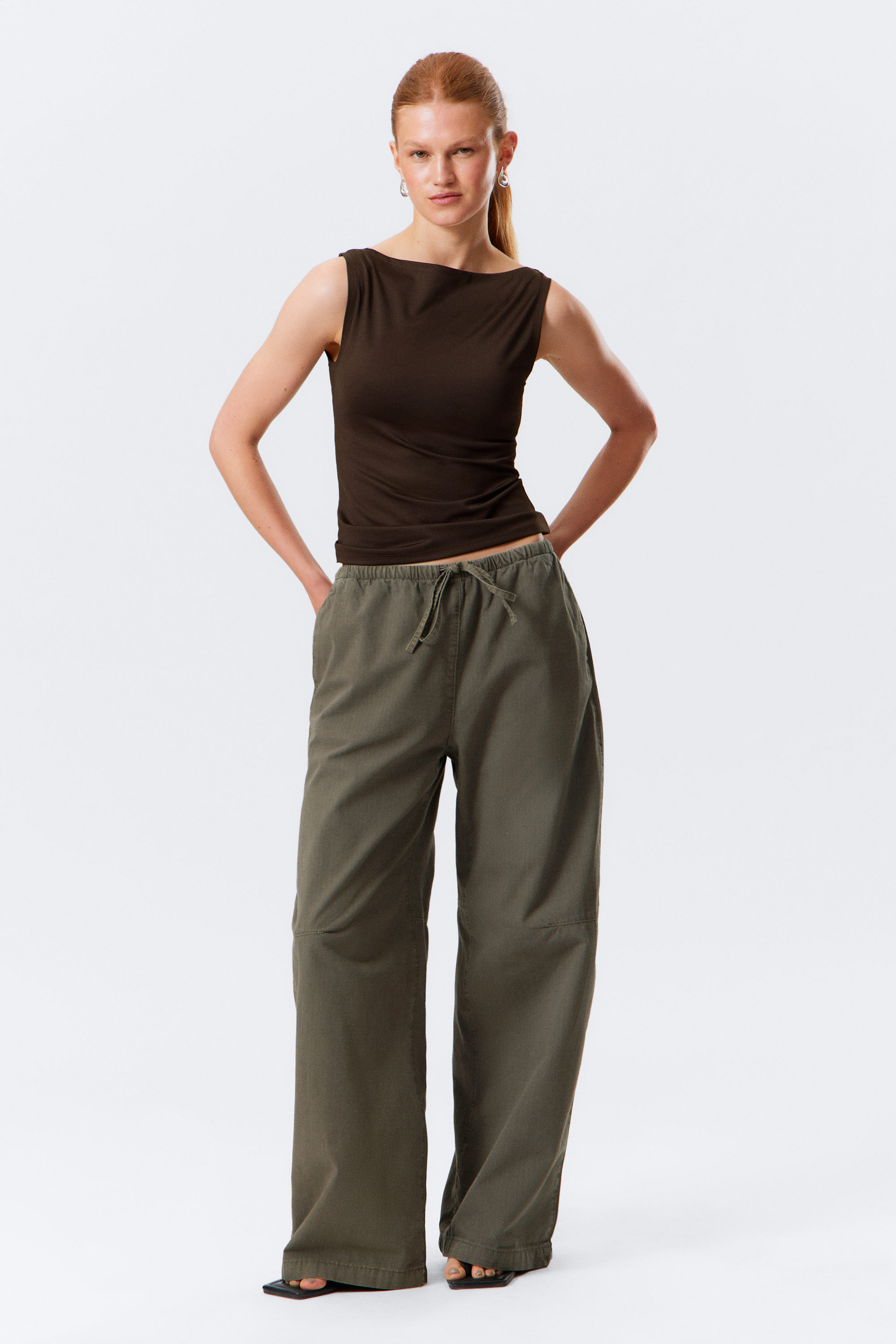 Dark Brown - Annie Sleeveless Boat-Neck Top - 2