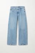 Verwaschenes Blau - Tief sitzende Jeans Ray mit weitem Bein - 0