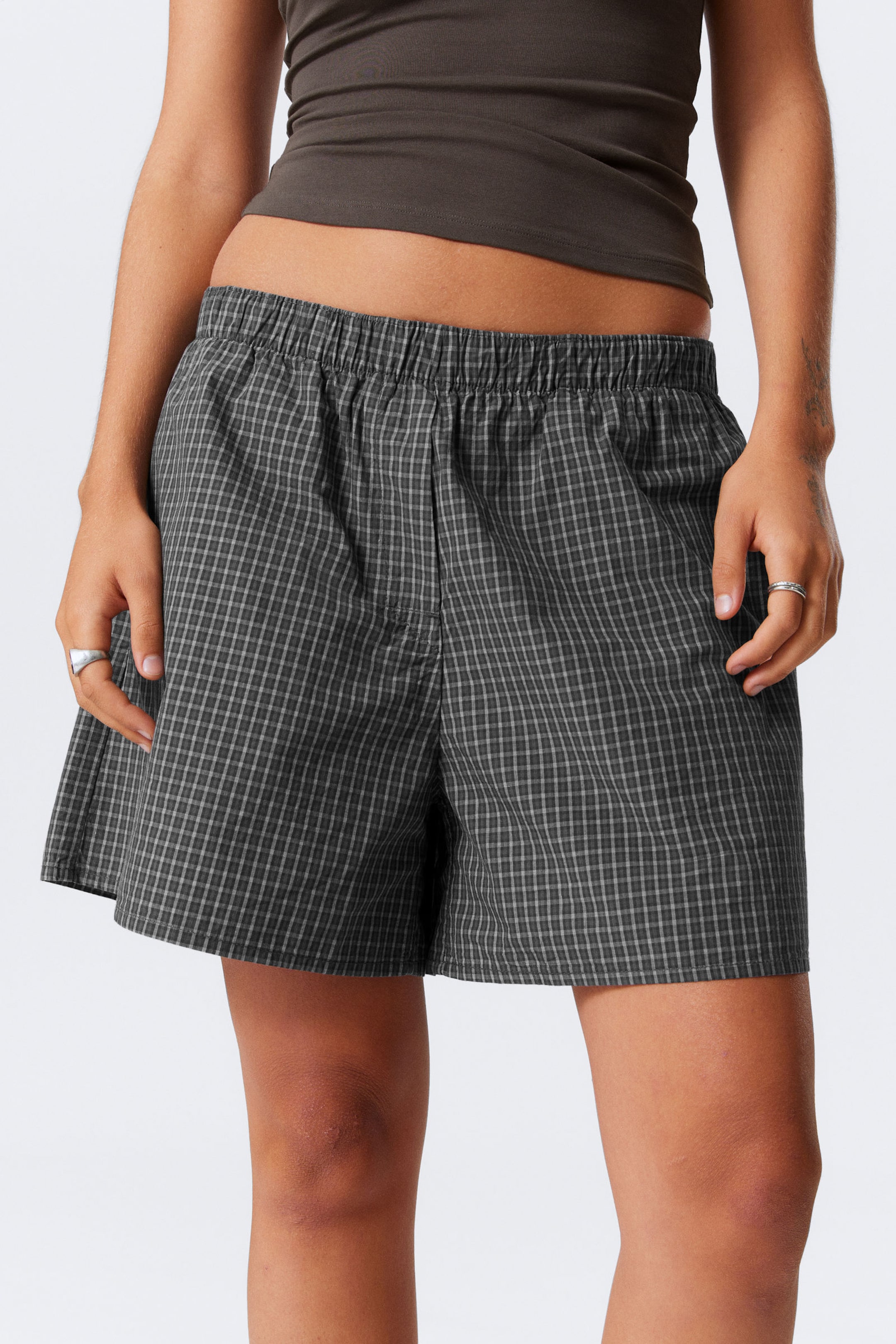 #5D5950 - Low Rise Cotton Shorts - 2