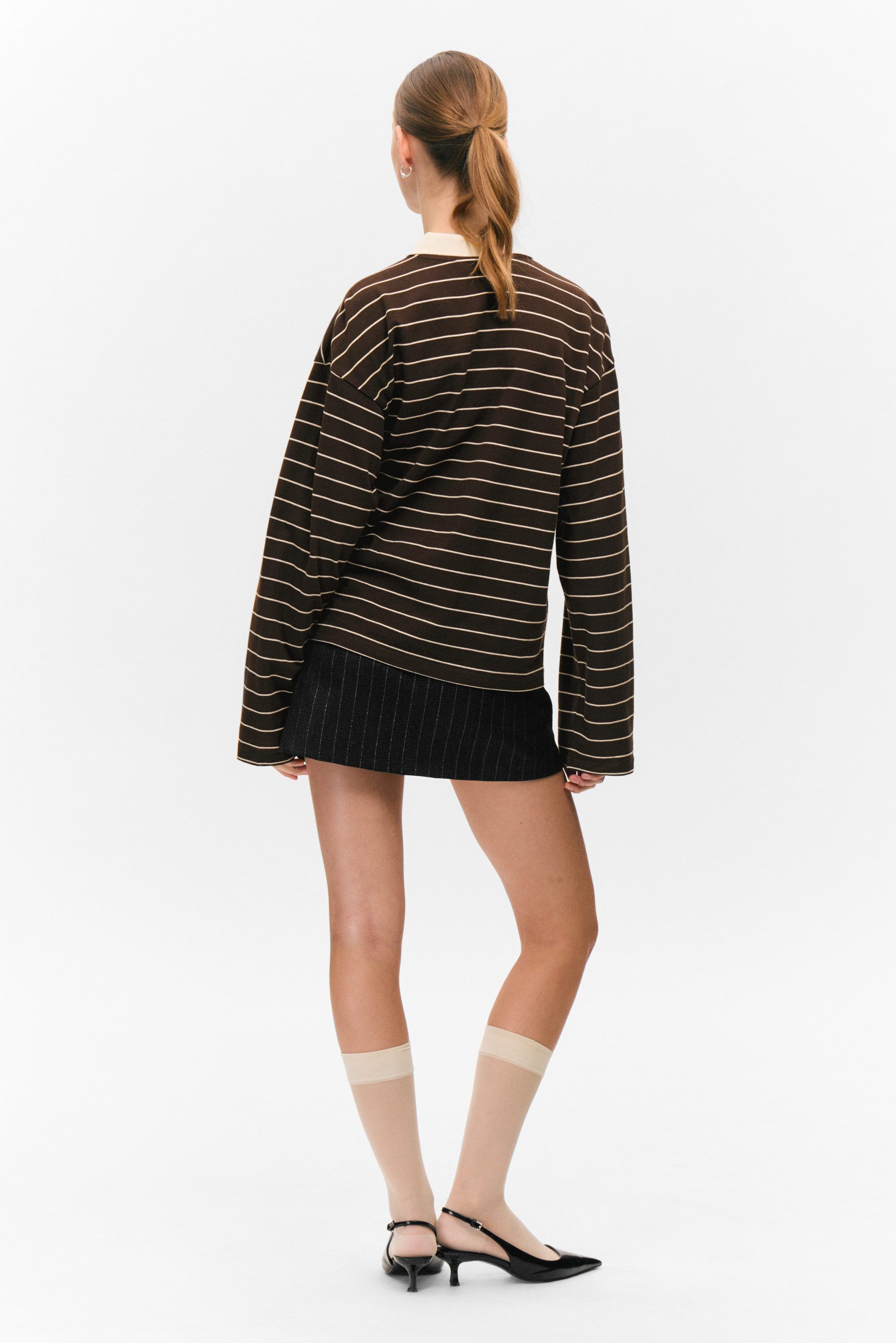 Dunkelbraun gestreift - Langärmliges Poloshirt aus Baumwolle - 2