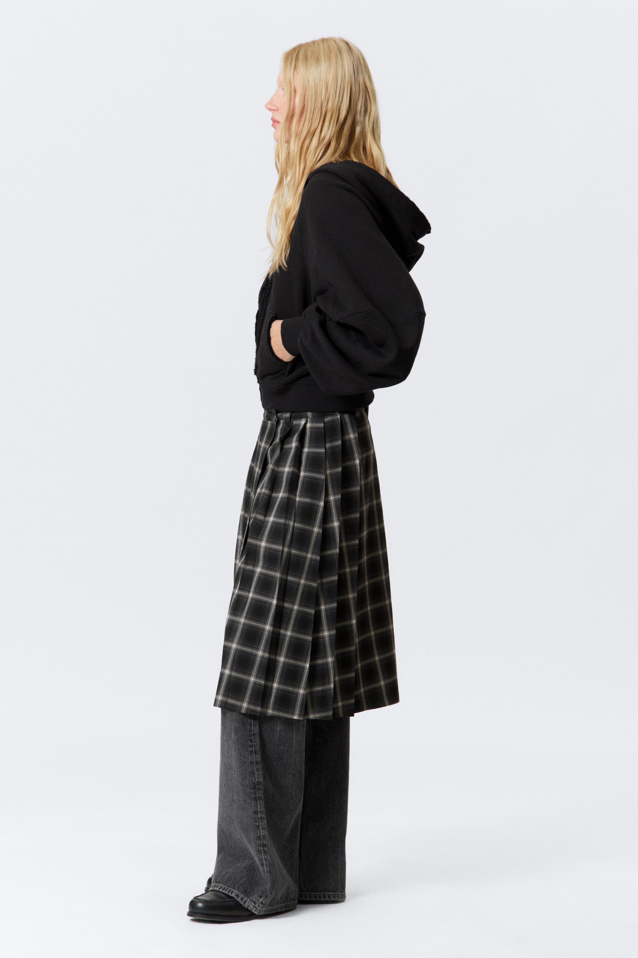 Checked - Mid Rise Pleated Midi Skirt - 2